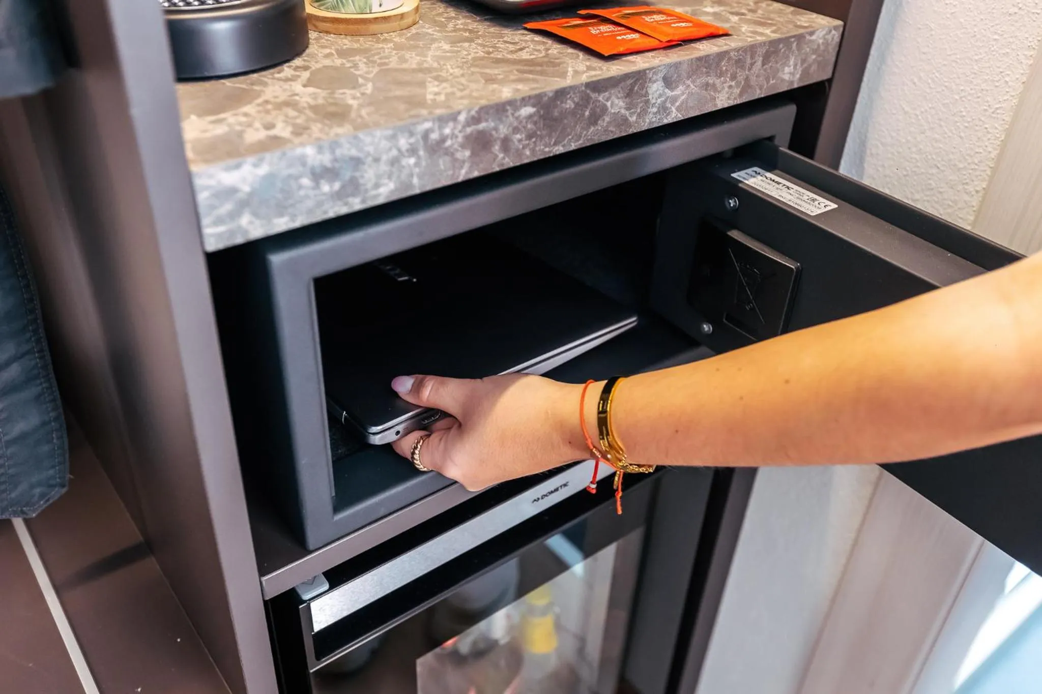 safe in Hotel Arilica