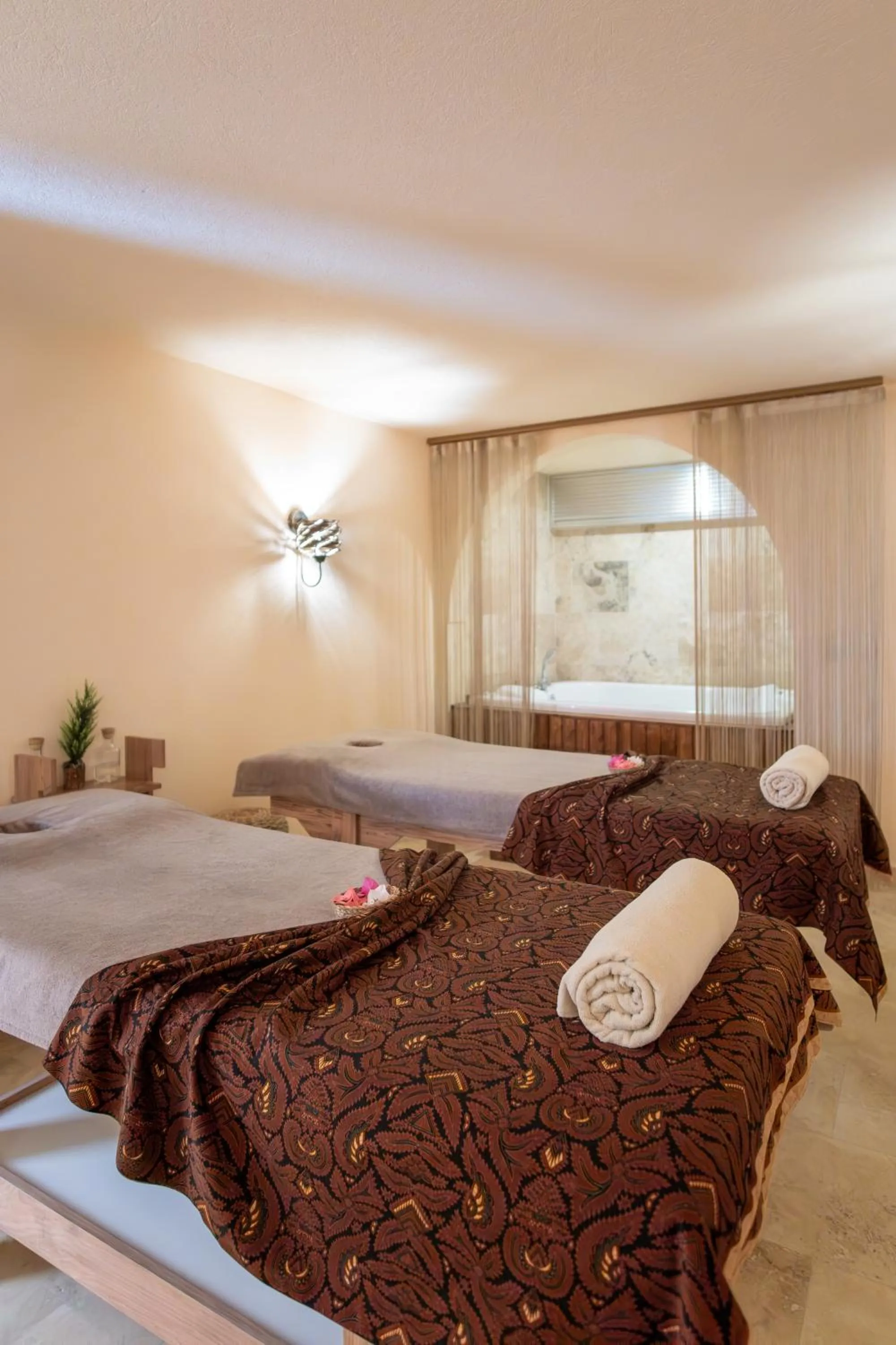 Massage in InOne Mucho Selection Hotel