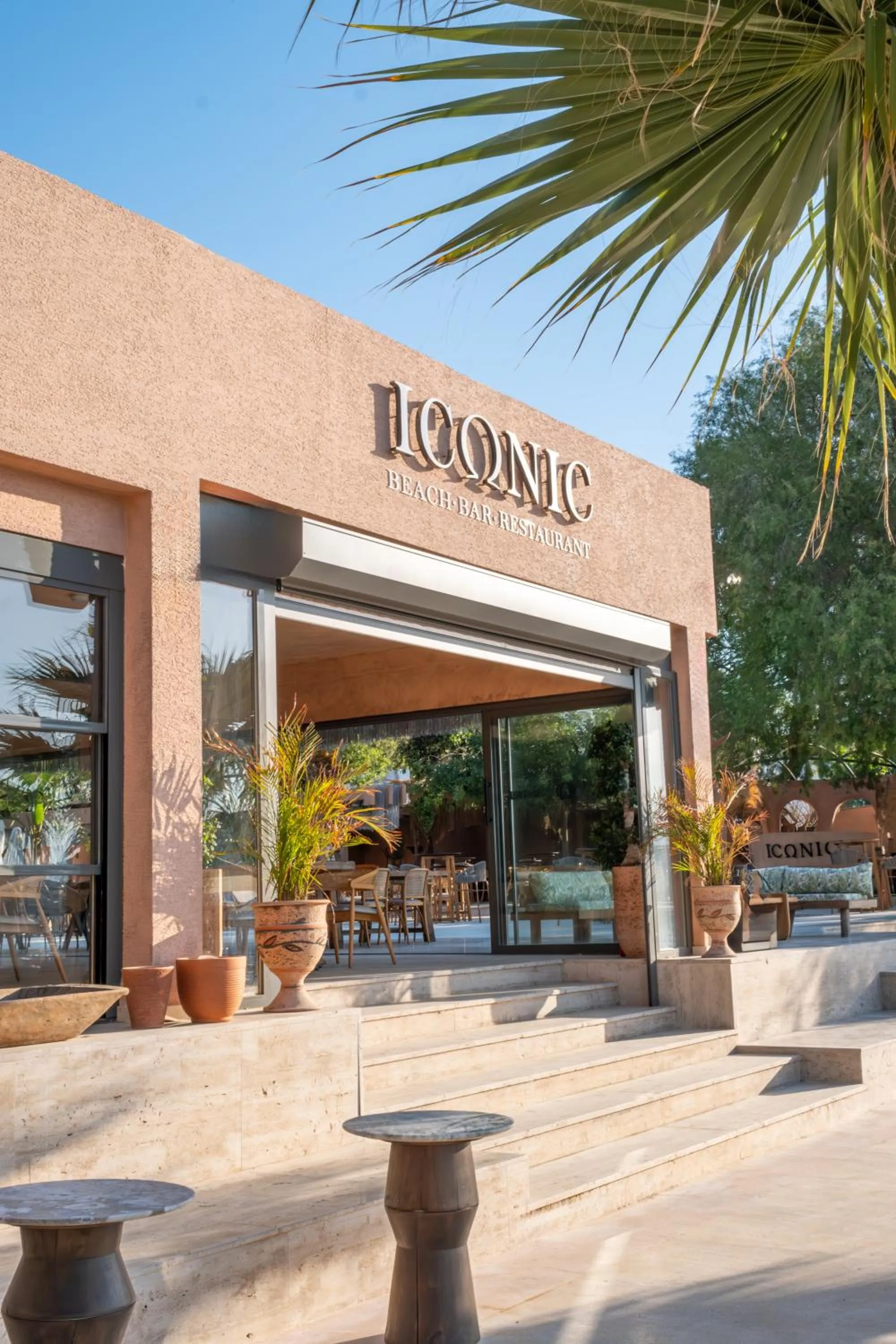 Restaurant/places to eat in InOne Mucho Selection Hotel