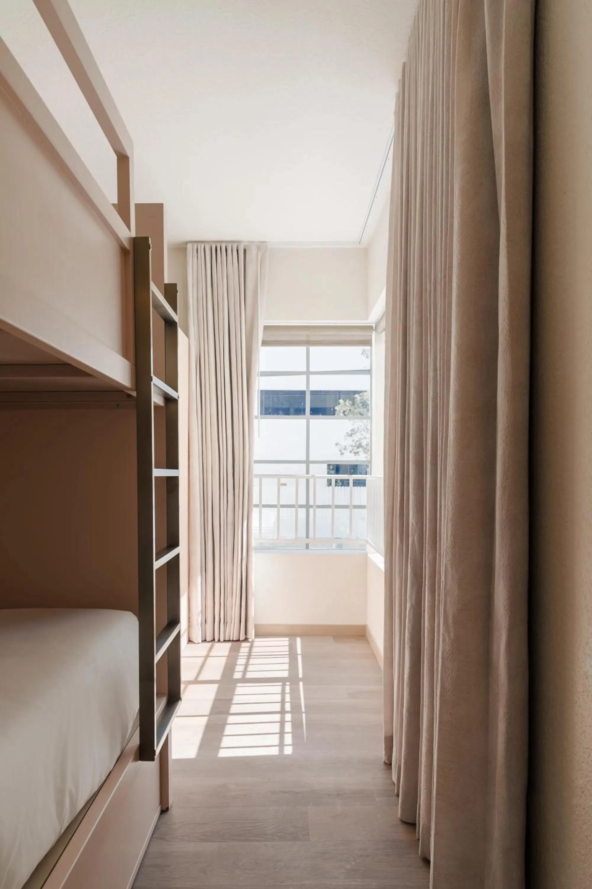 Bedroom, Bed in FOUND Hotel, Miami Beach, Series by Marriott