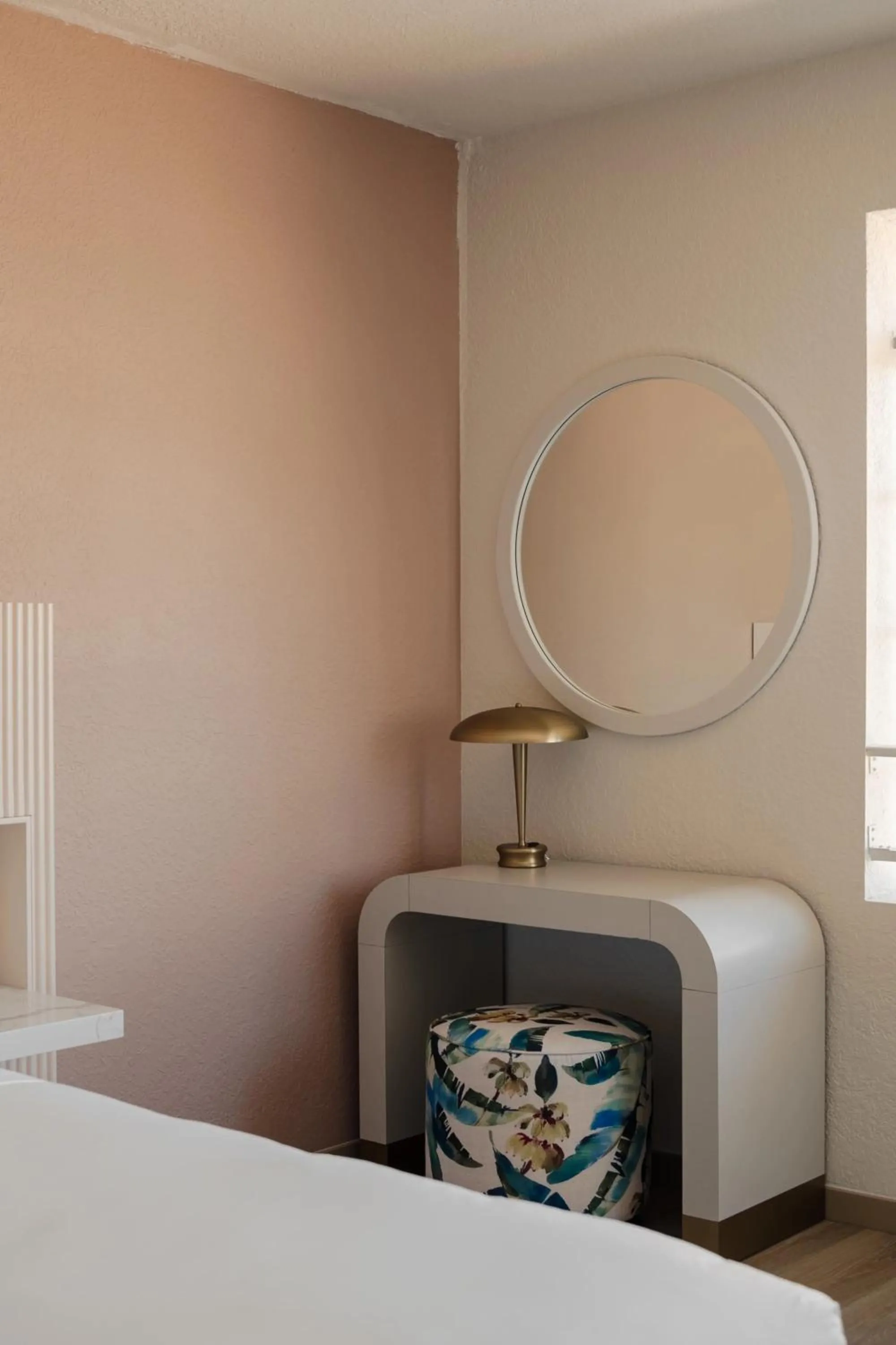 Bedroom, Bed in FOUND Hotel, Miami Beach, Series by Marriott