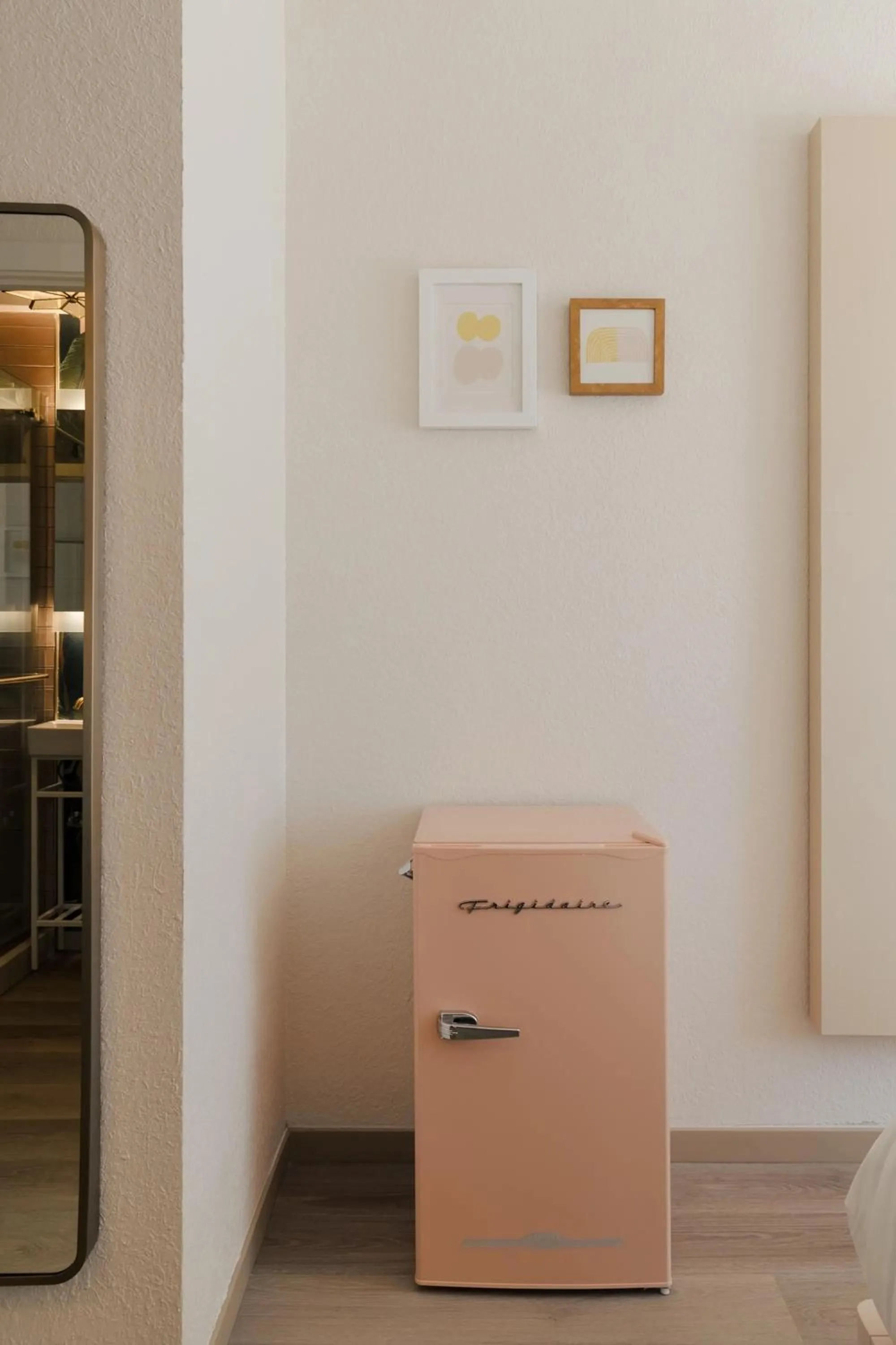 Bedroom in FOUND Hotel, Miami Beach, Series by Marriott