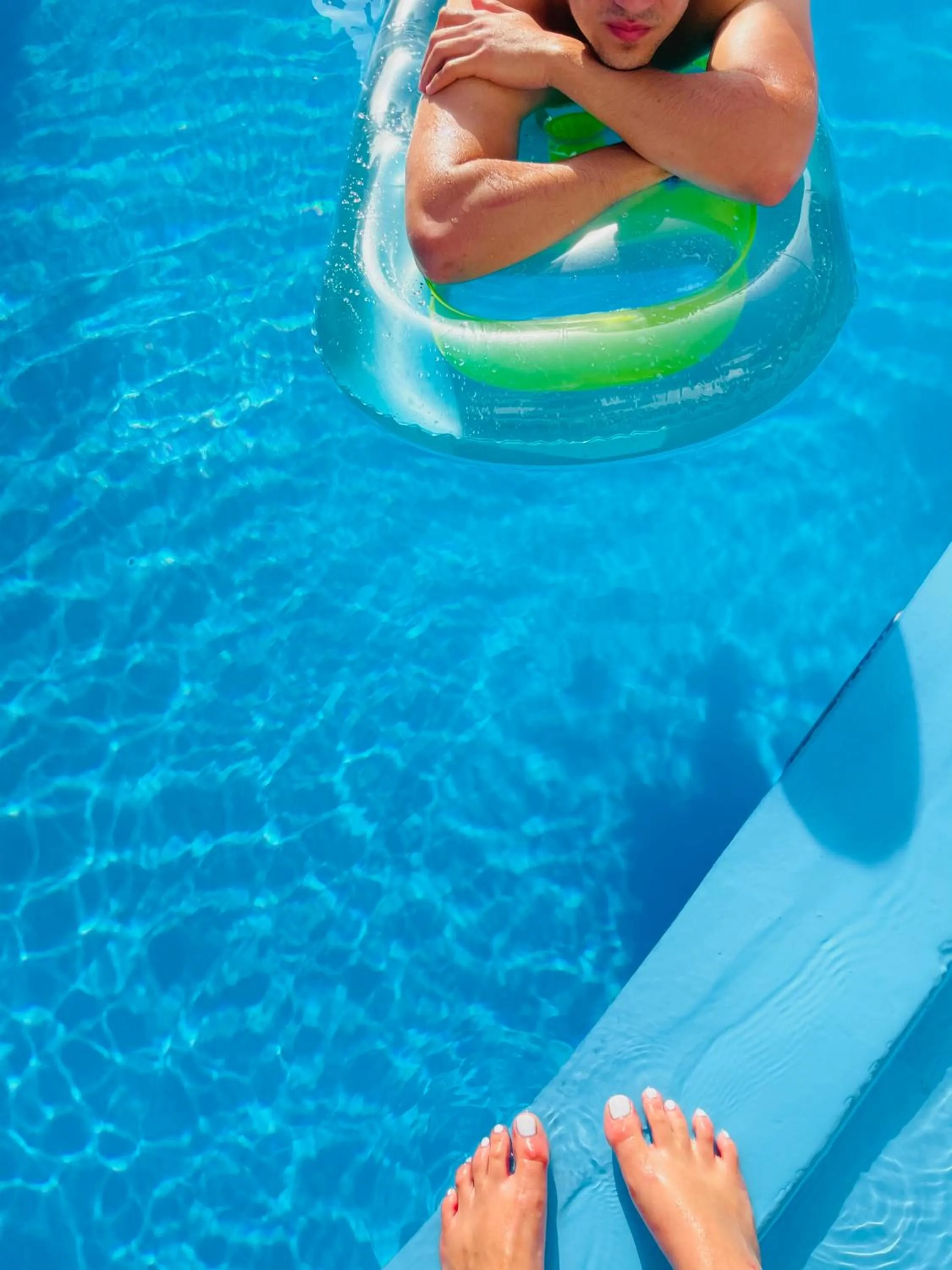 Swimming pool in RODI BLUE apartments