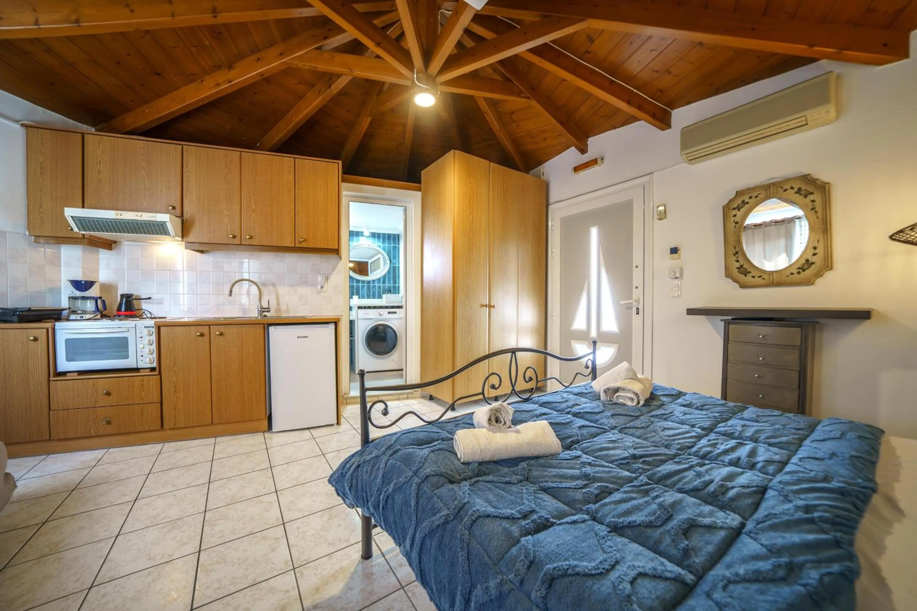 Bedroom, Bed in RODI BLUE apartments