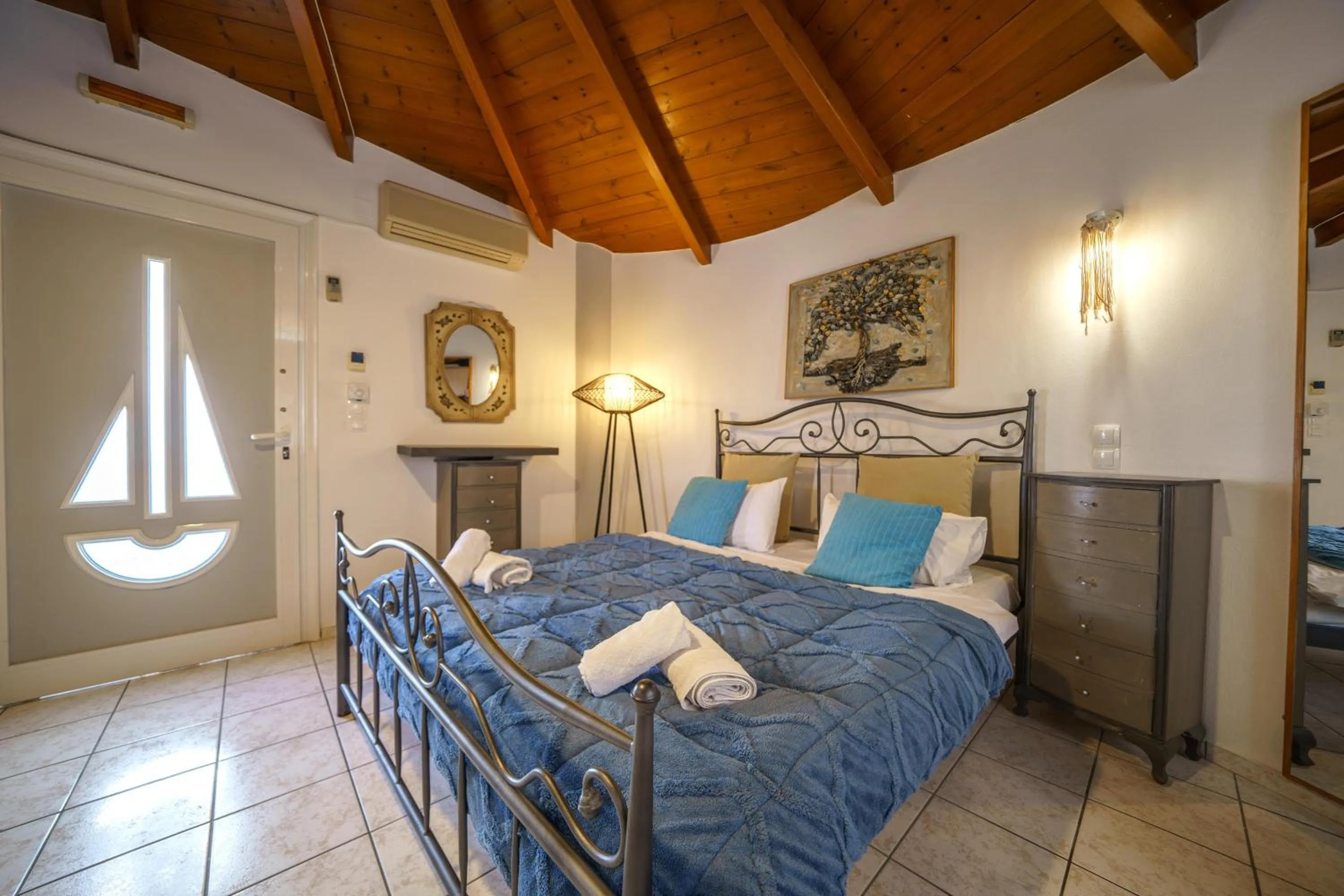 Bed in RODI BLUE apartments