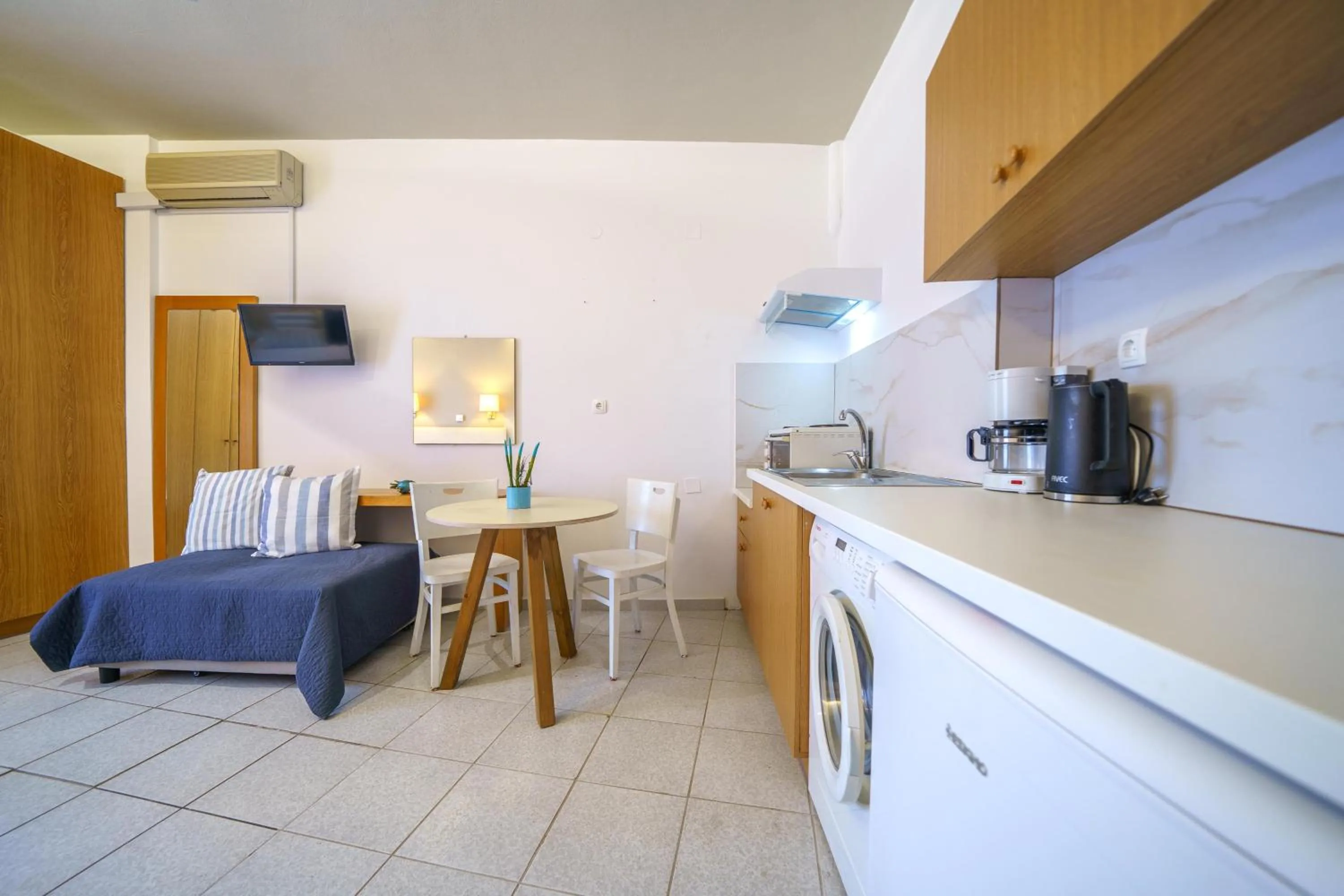 Photo of the whole room, Bed in RODI BLUE apartments