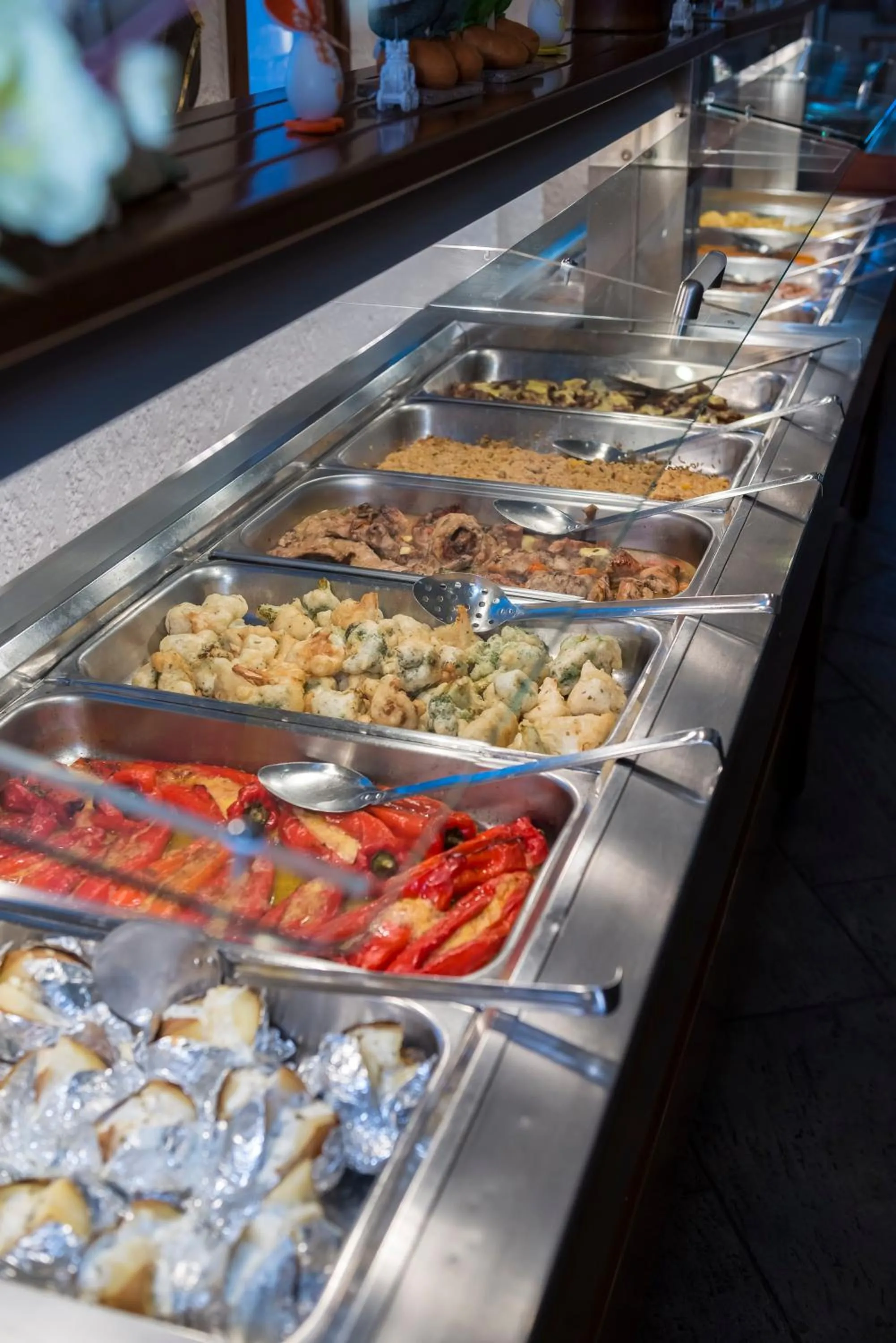 Restaurant/places to eat in Gaia Garden