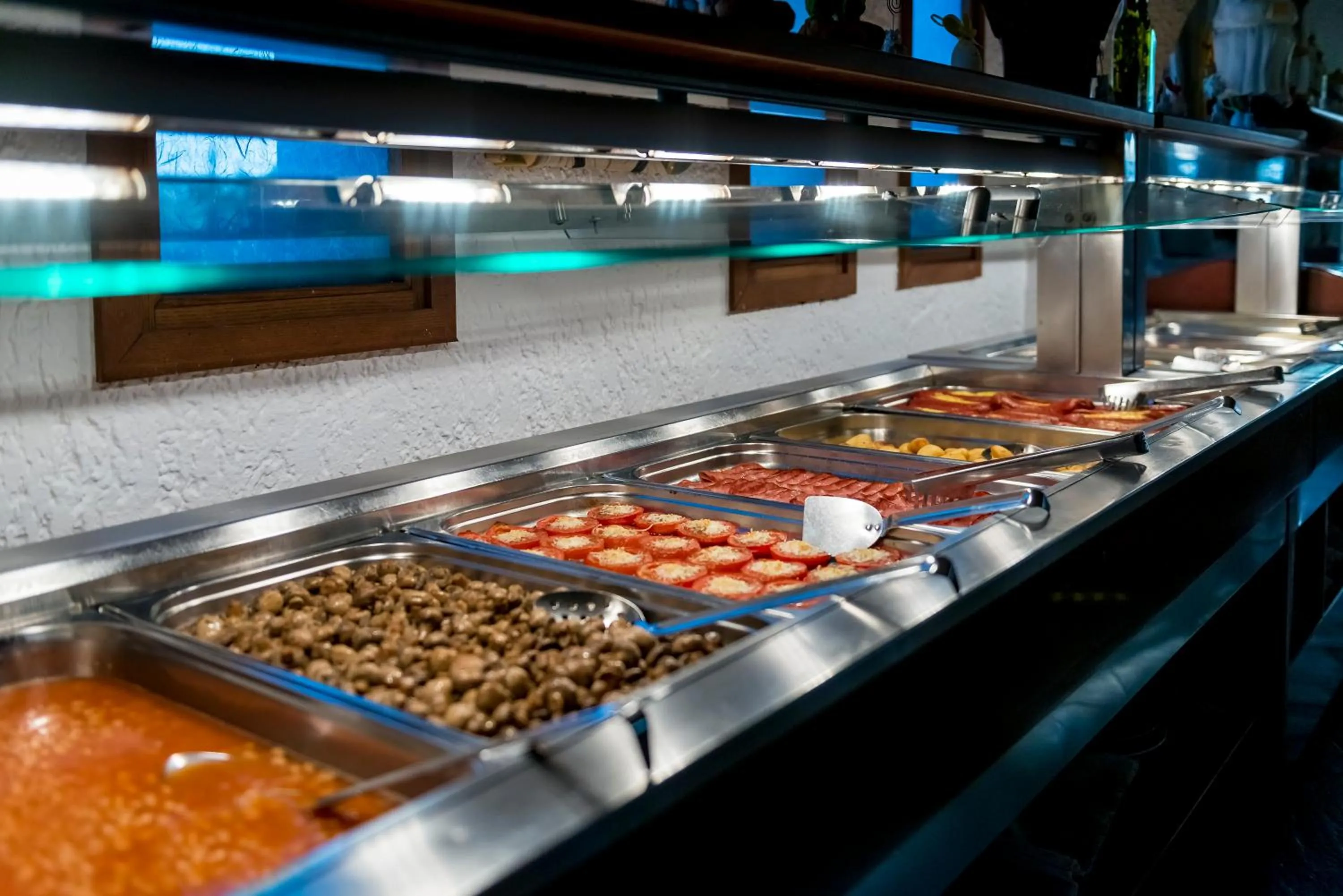 Restaurant/places to eat in Gaia Garden