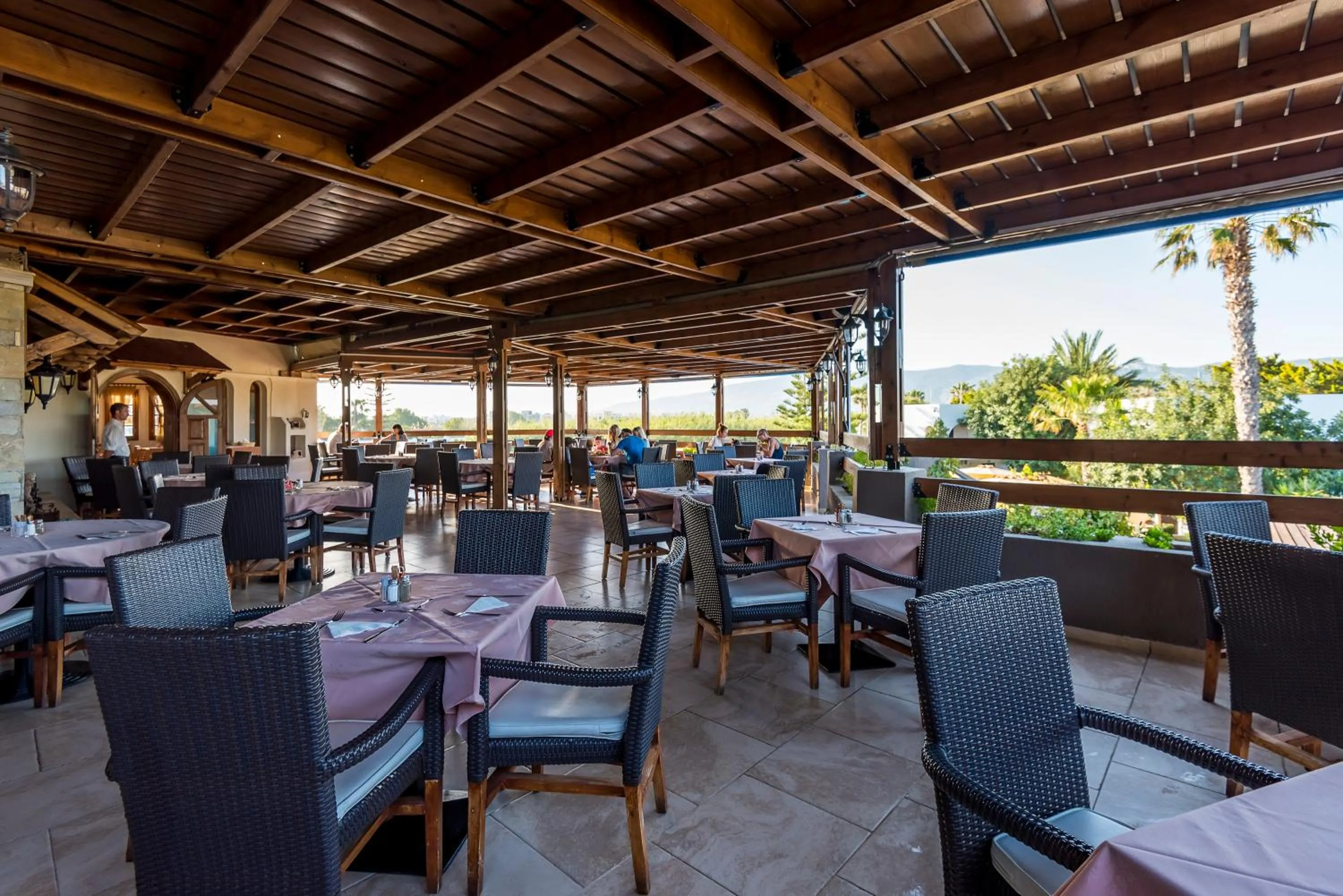 Restaurant/places to eat in Gaia Garden