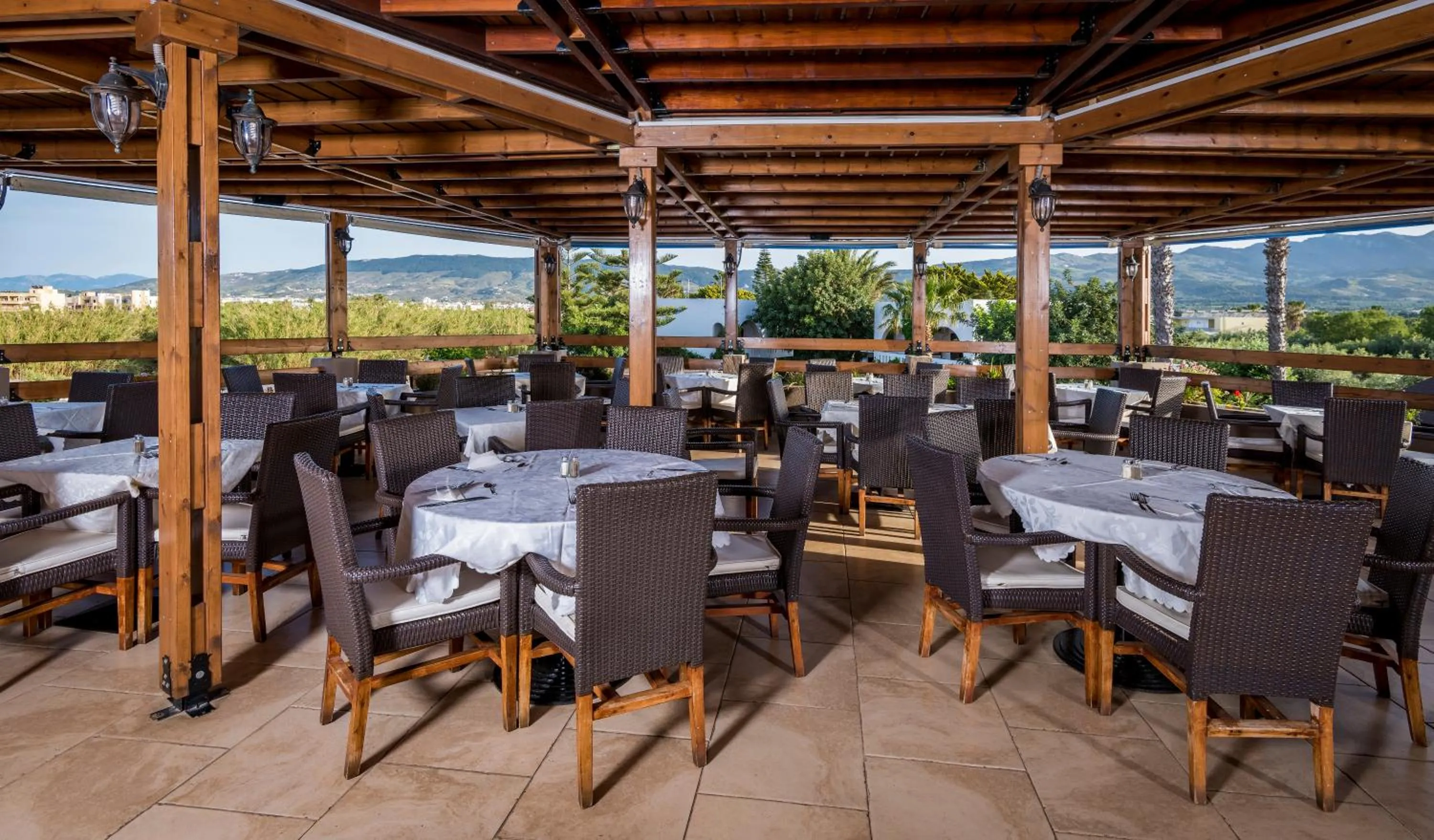 Restaurant/places to eat in Gaia Garden