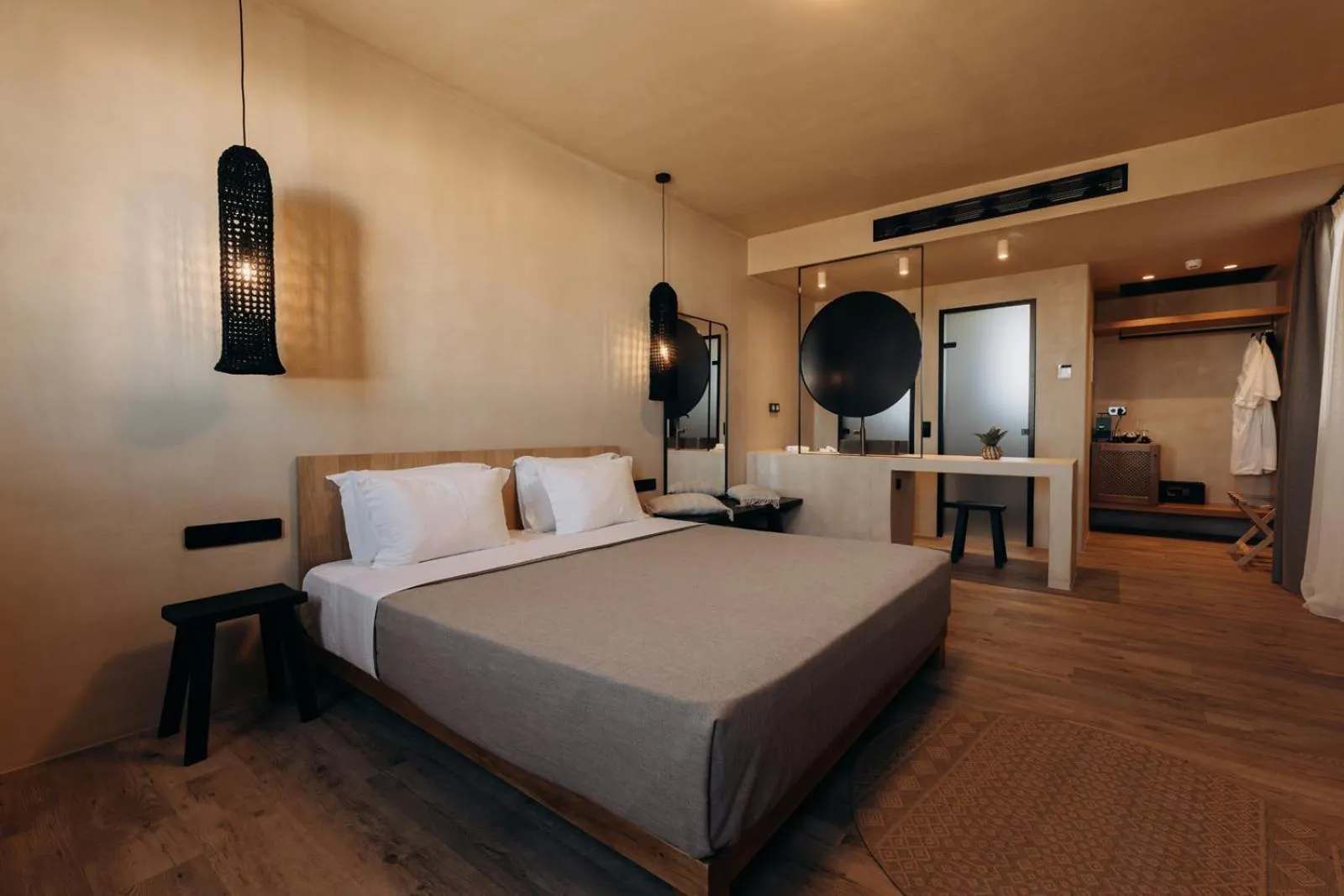 Photo of the whole room, Bed in Princess Luxury Suites Adults Only - Princess Hotels Collection