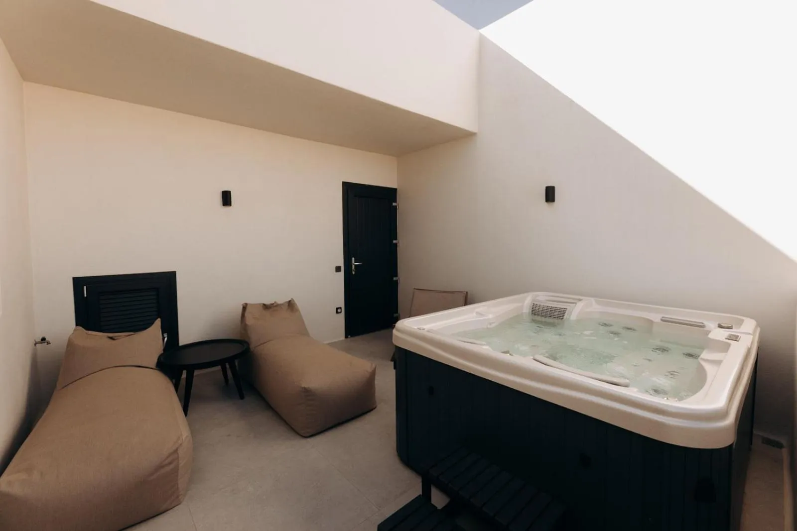 Hot Tub in Princess Luxury Suites Adults Only - Princess Hotels Collection