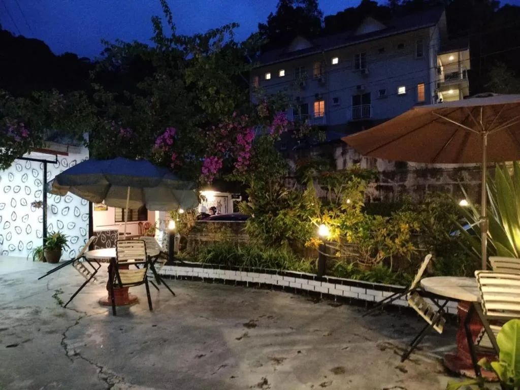 Area and facilities in Vintage Guesthouse