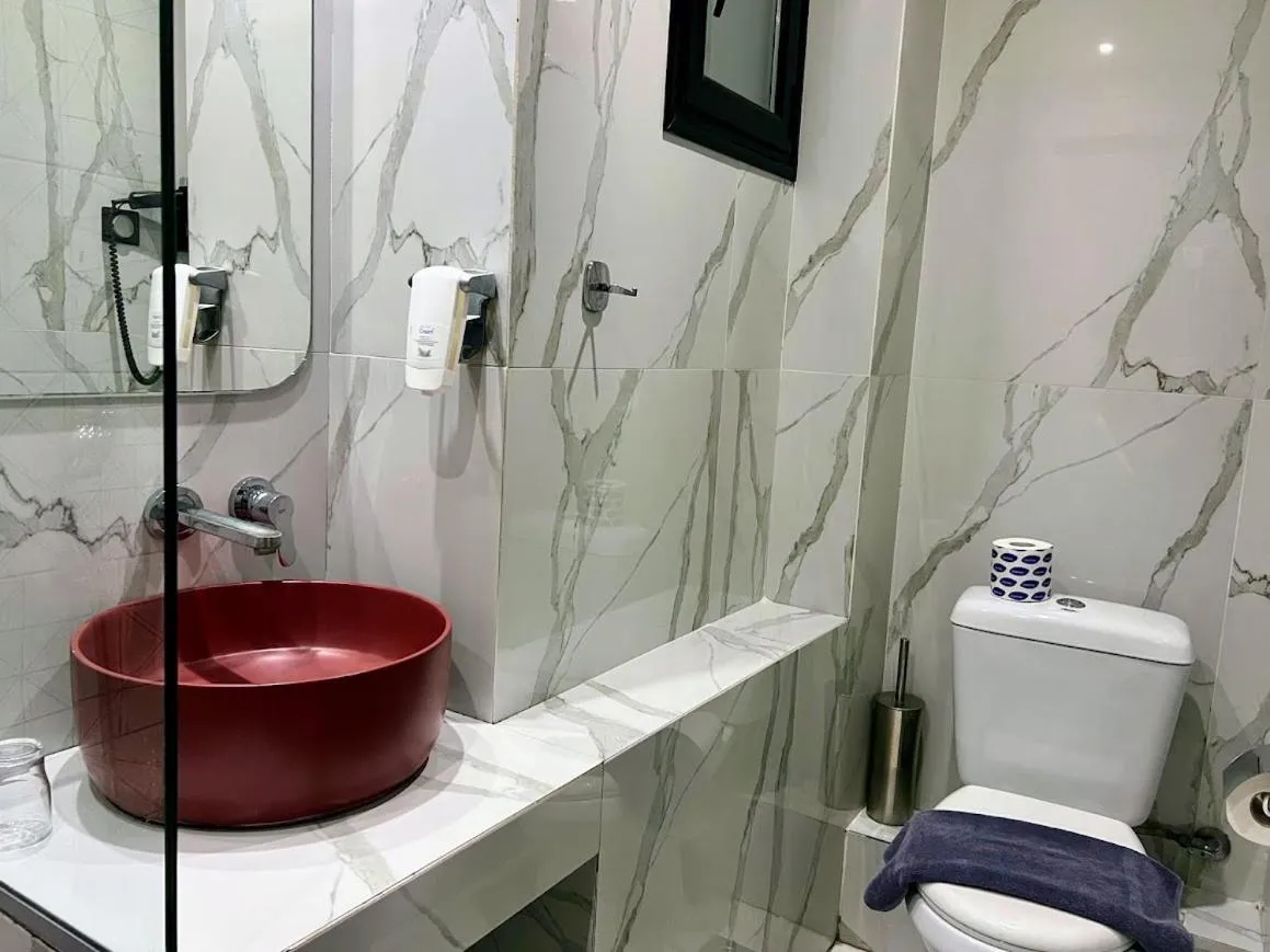 Bathroom in Rotonda Hotel