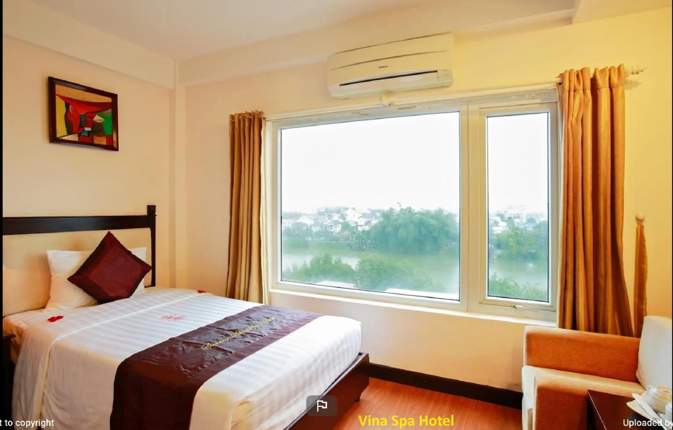 View (from property/room), Bed in Việt Nam Hotel