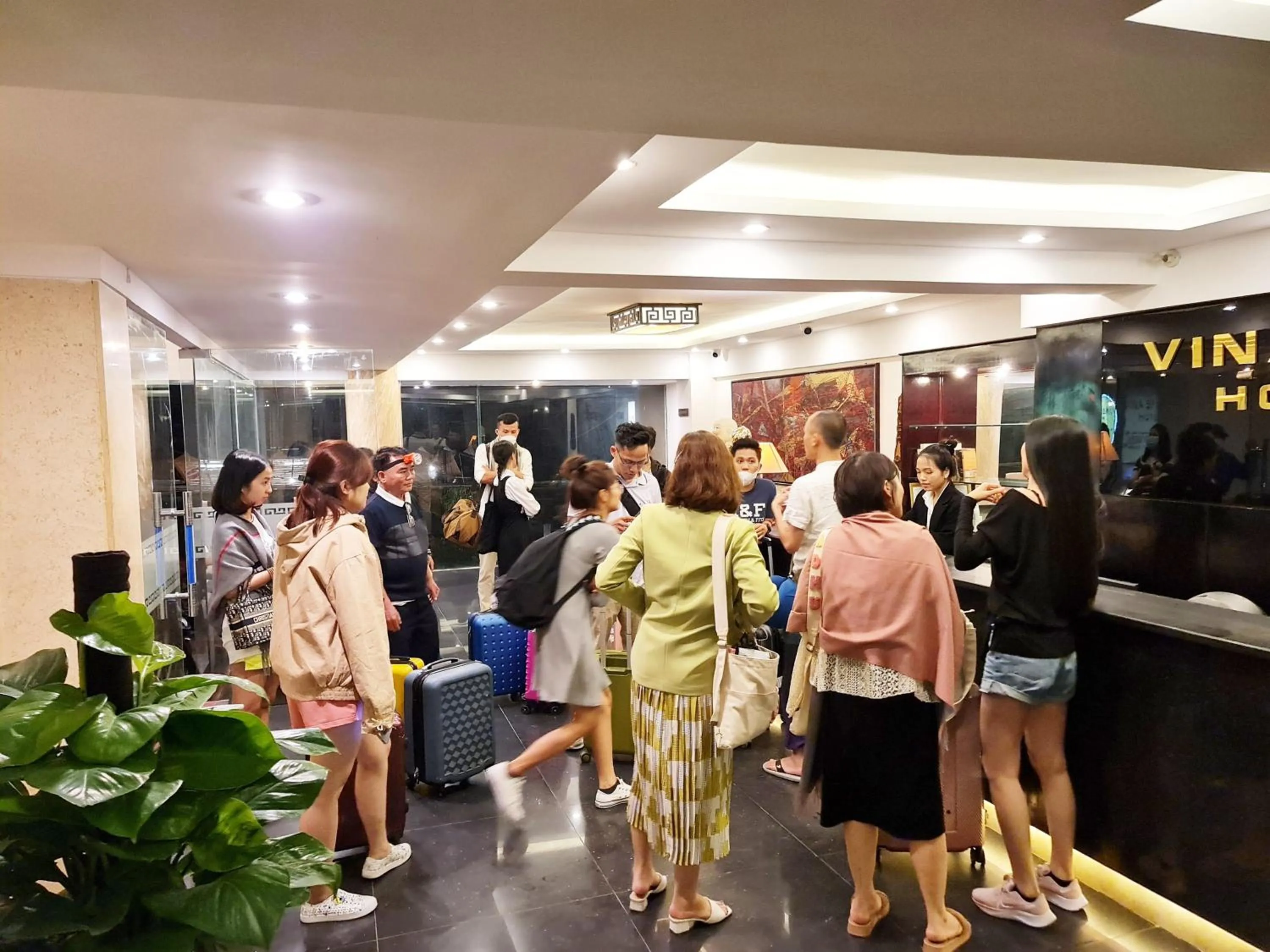 group of guests in Việt Nam Hotel