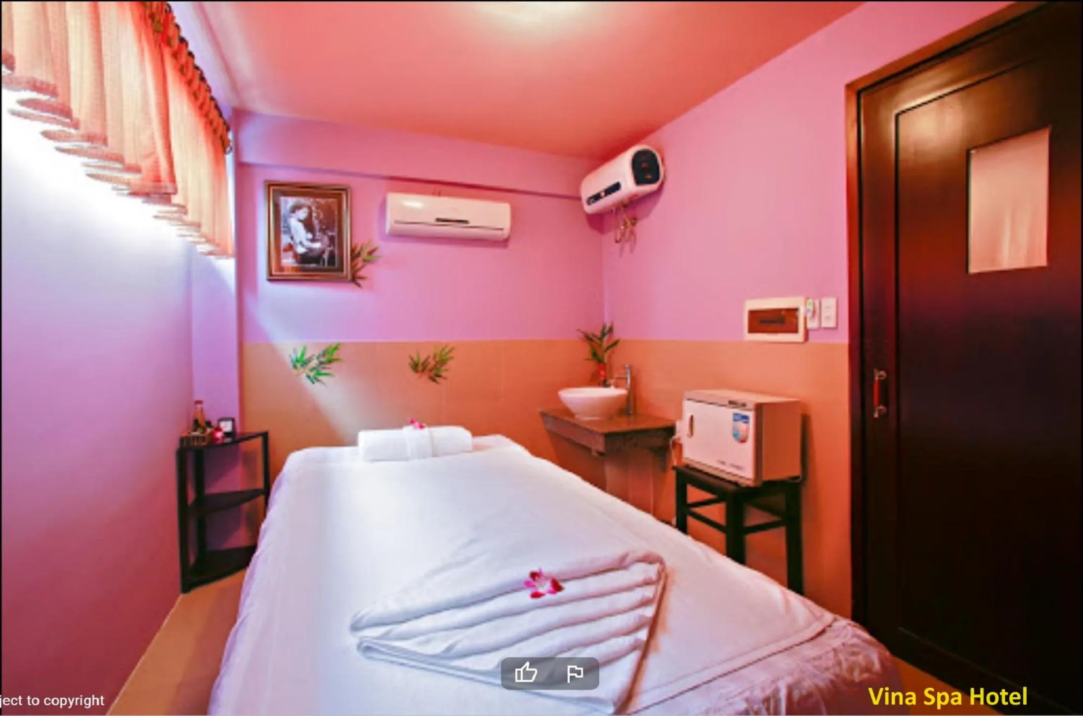 Spa and wellness centre/facilities, Bed in Việt Nam Hotel