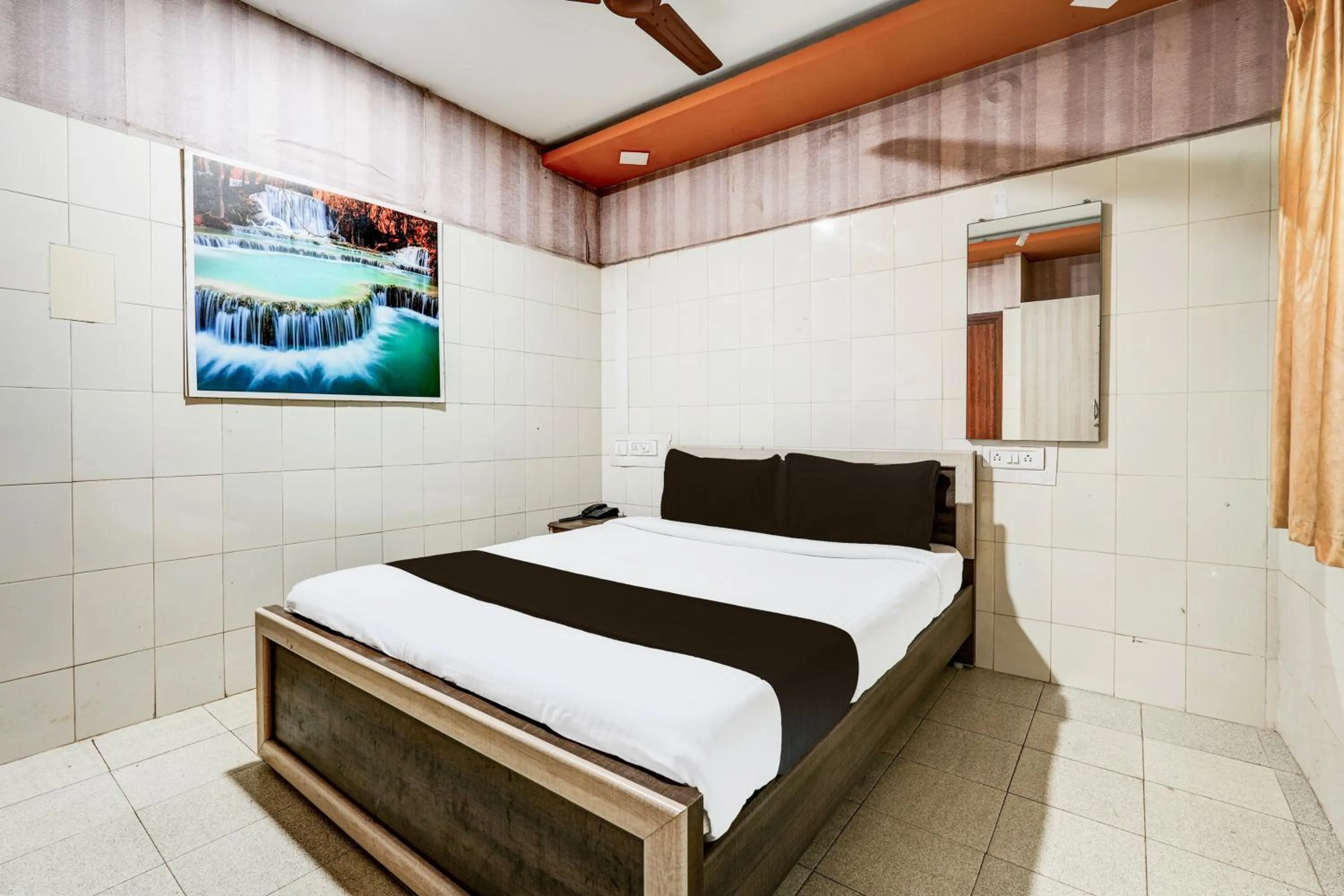 Bedroom, Bed in Hotel O MIZPAH INN