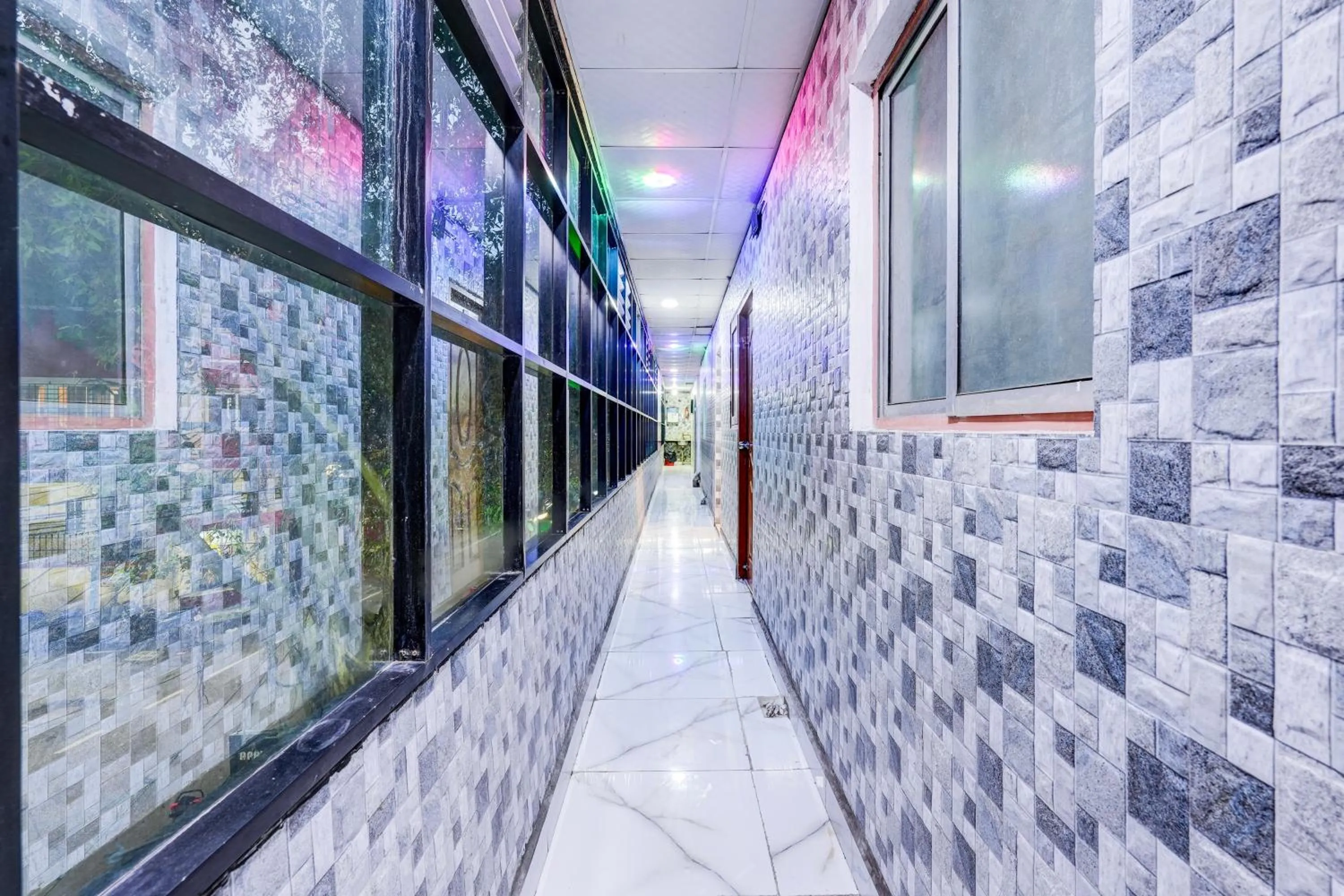 Lobby or reception in Hotel O MIZPAH INN