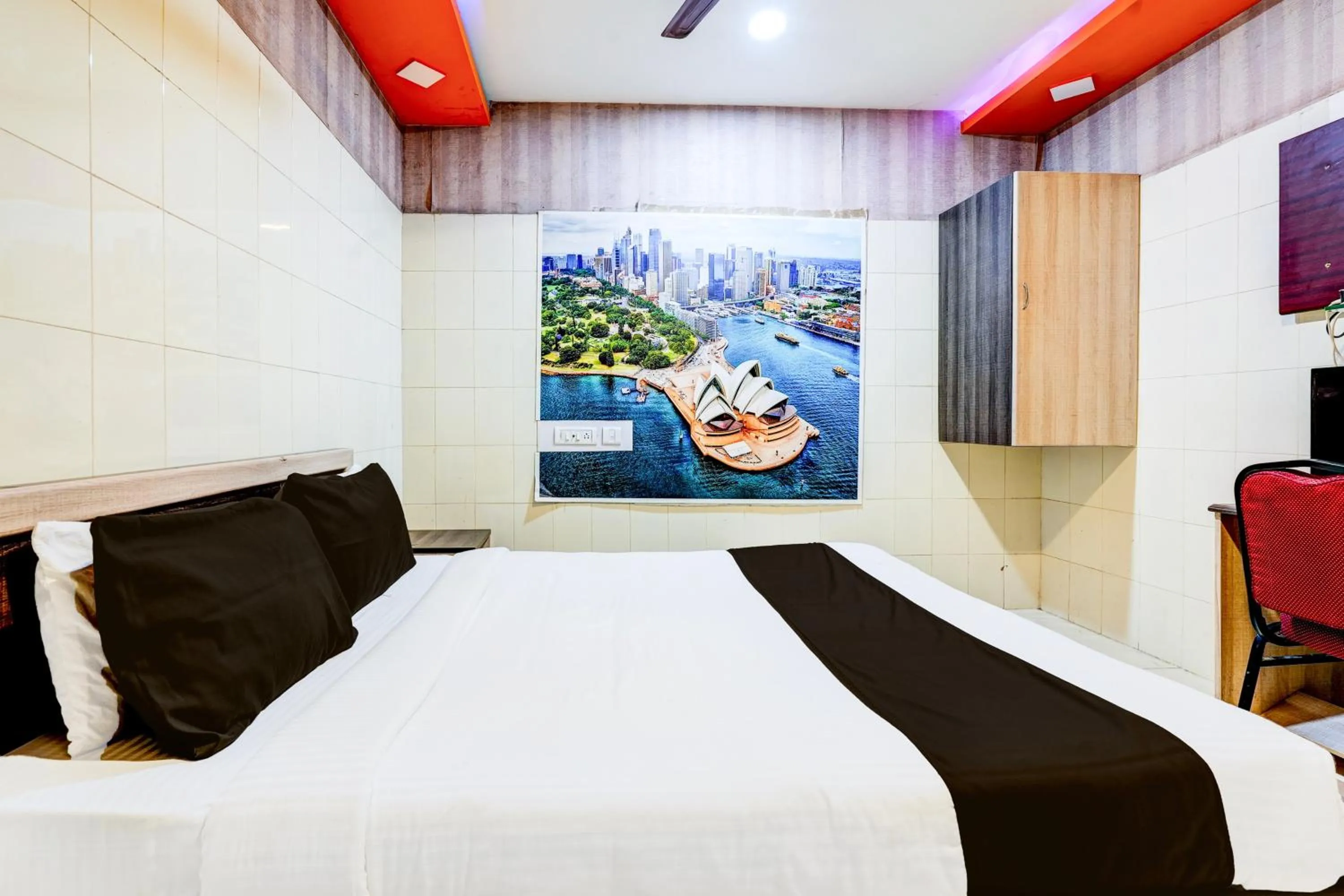 Bedroom, Bed in Hotel O MIZPAH INN