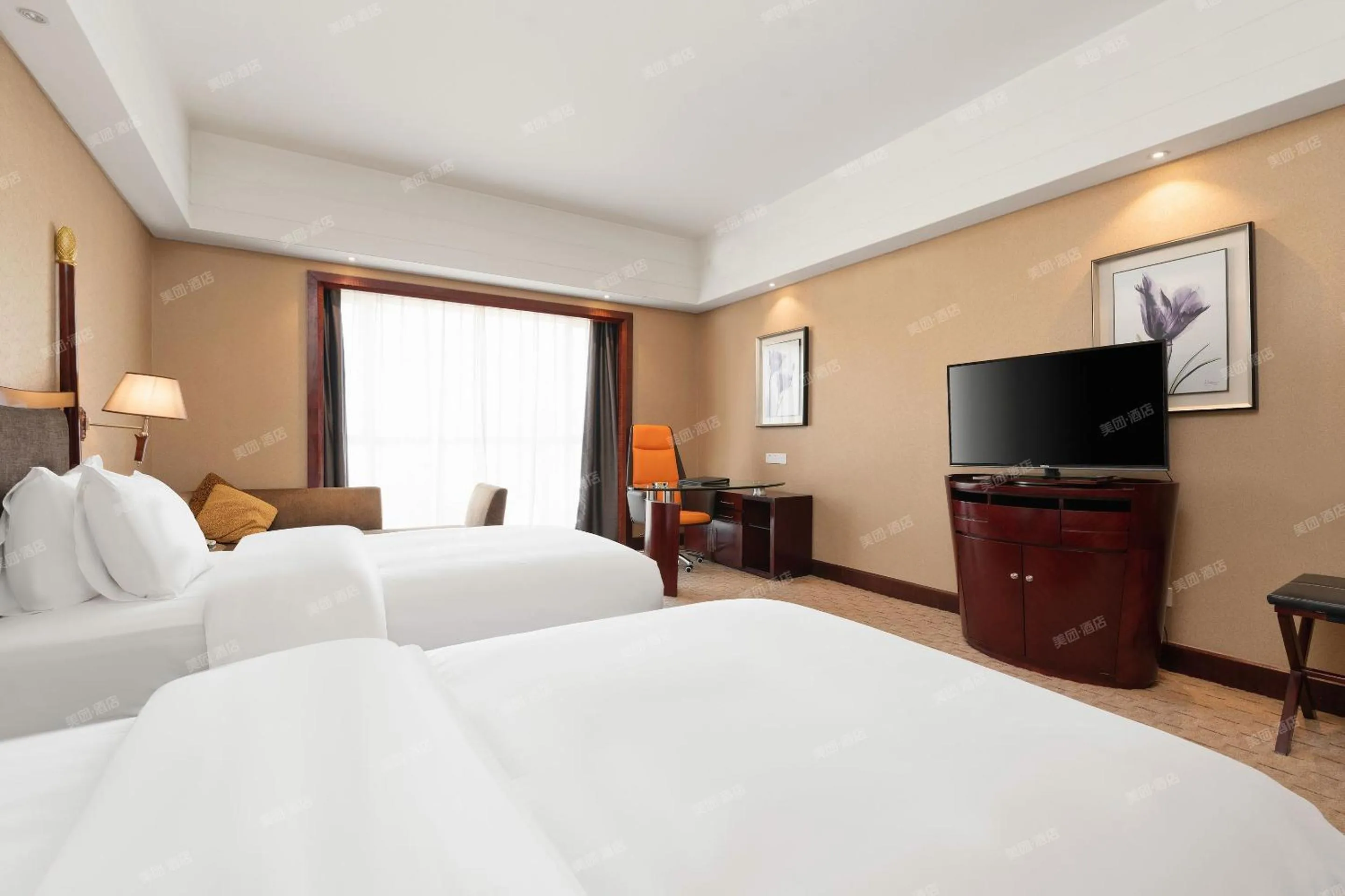 View (from property/room), Bed in 深圳国际会展中心凯嘉酒店-Shenzhen Kaijia Hotel-Shenzhen-World