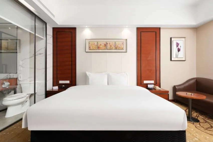 Bed in 深圳国际会展中心凯嘉酒店-Shenzhen Kaijia Hotel-Shenzhen-World