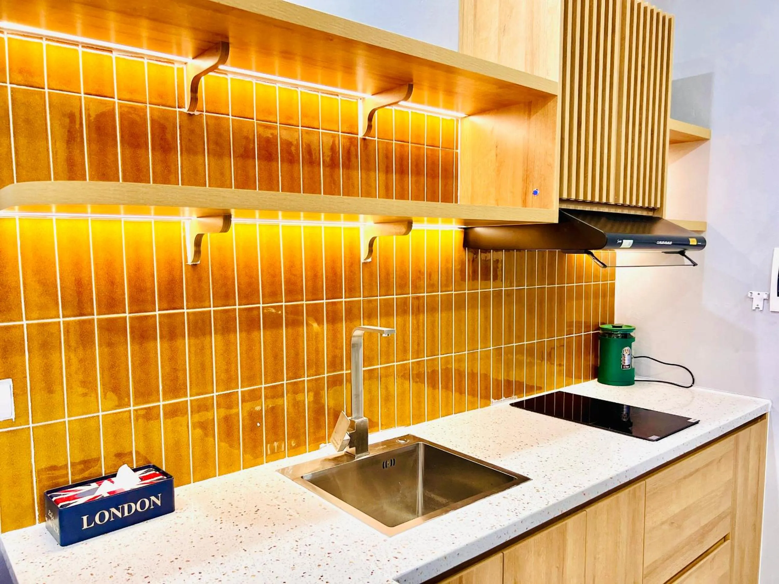 stove in Rova Hotel Phú Quốc