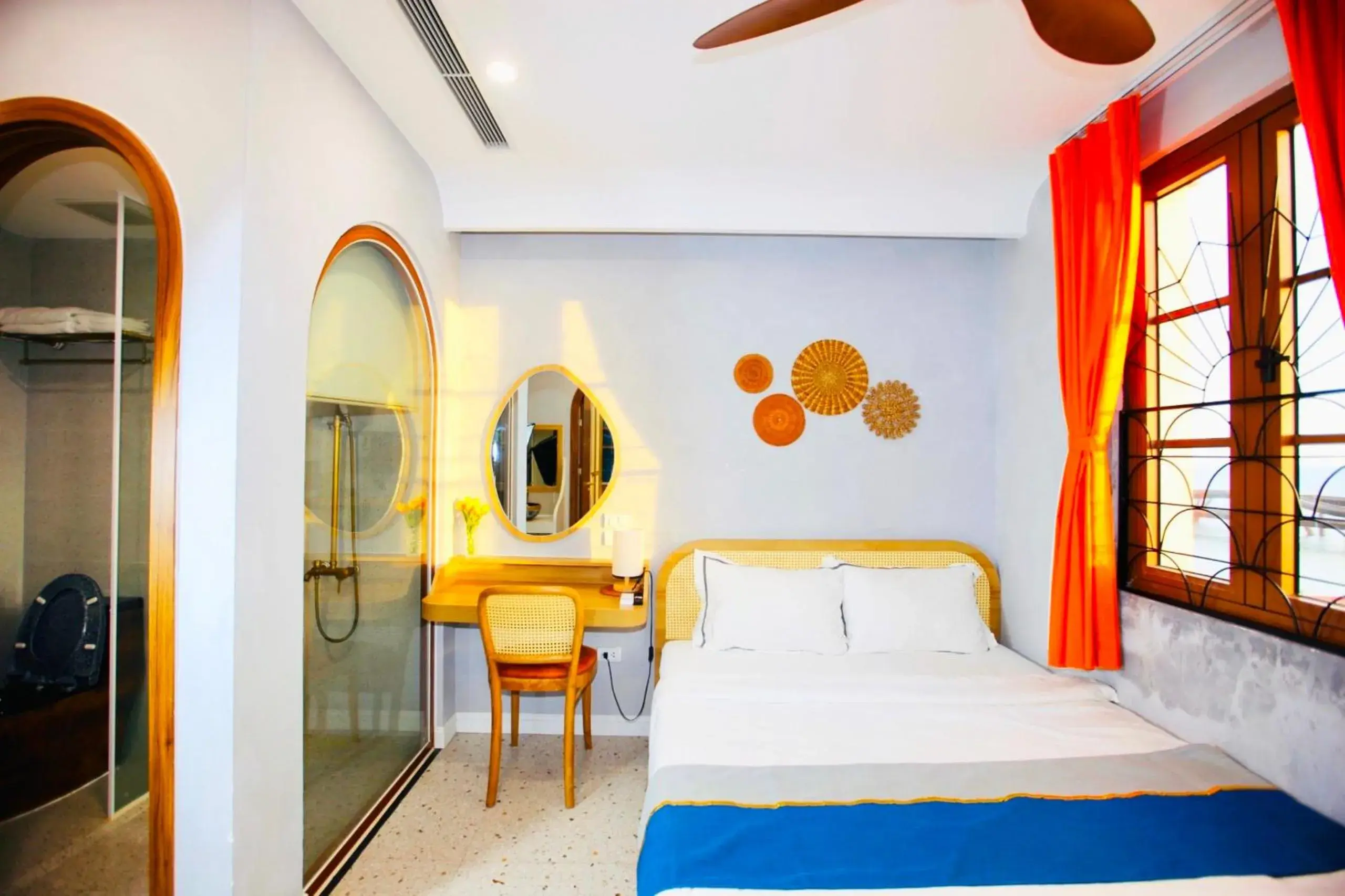 Deluxe Double Room with Sea View in Rova Hotel Phú Quốc Deluxe Double Room with Sea View in Rova Hotel Phú Quốc