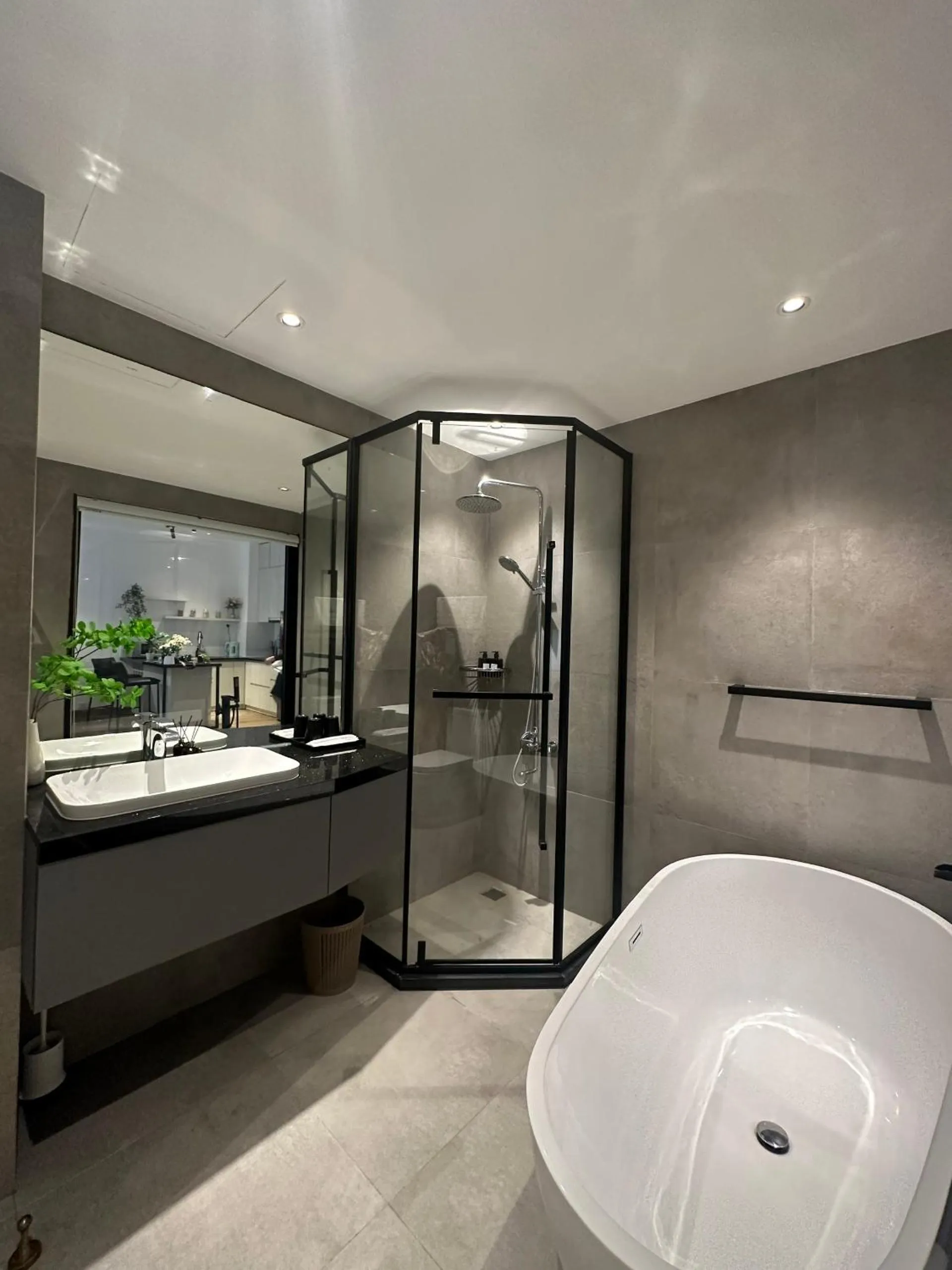 Bathroom in Luxe Paradise Residence 88 Tu Hoa