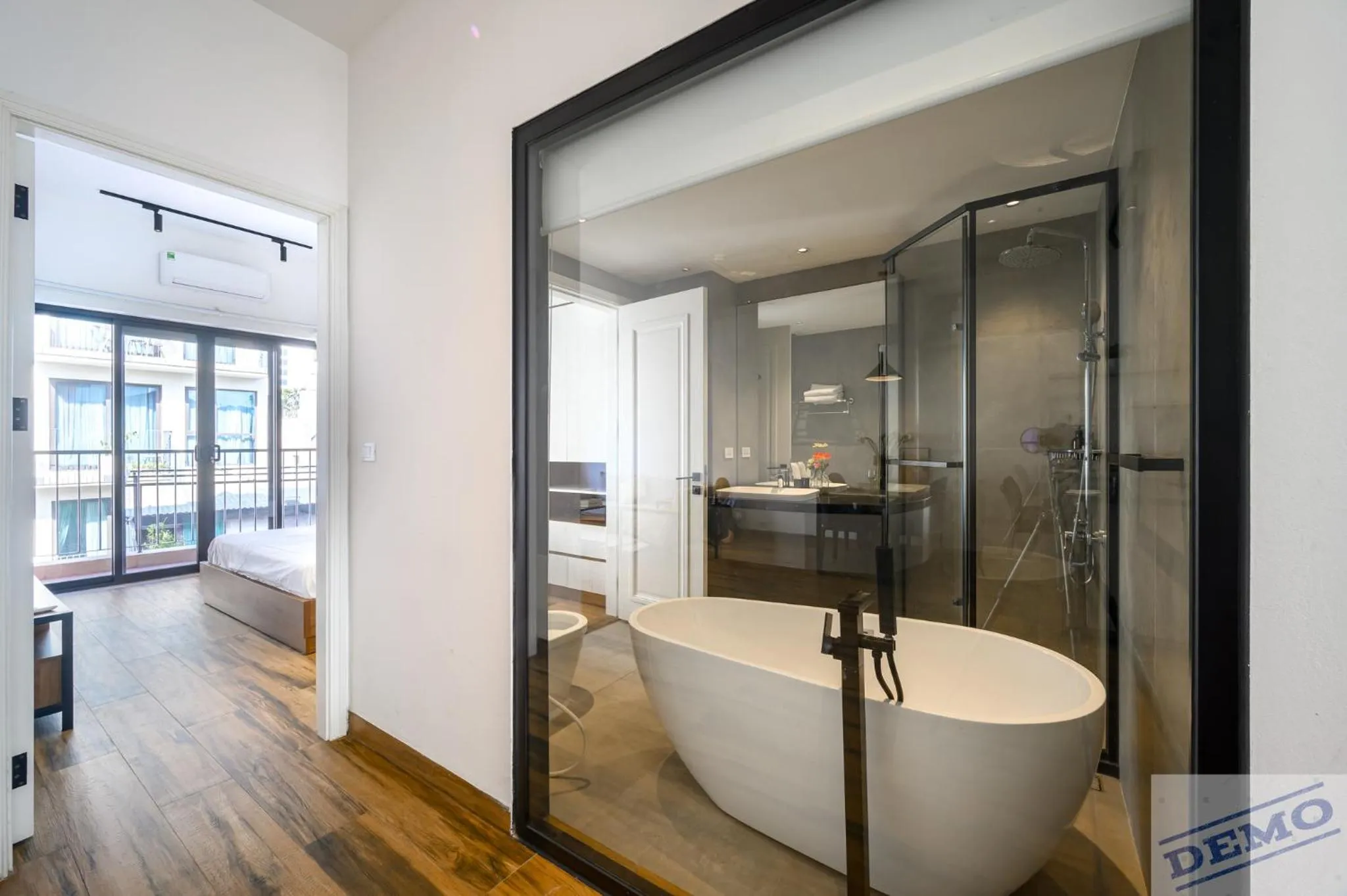 Bathroom in Luxe Paradise Residence 88 Tu Hoa