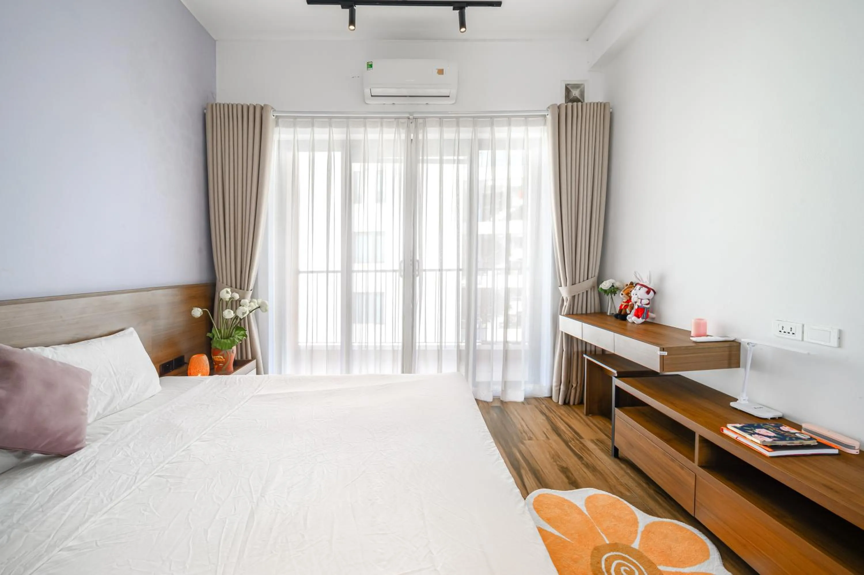 Bed in Luxe Paradise Residence 88 Tu Hoa