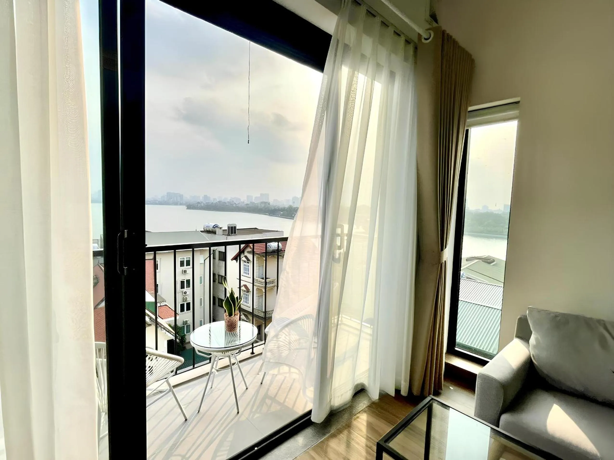 Balcony/Terrace in Luxe Paradise Residence 88 Tu Hoa