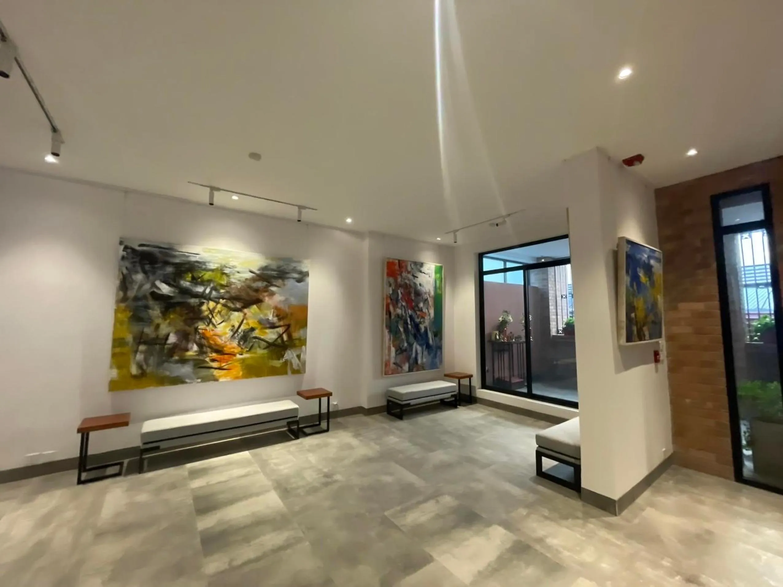 Lobby or reception in Luxe Paradise Residence 88 Tu Hoa