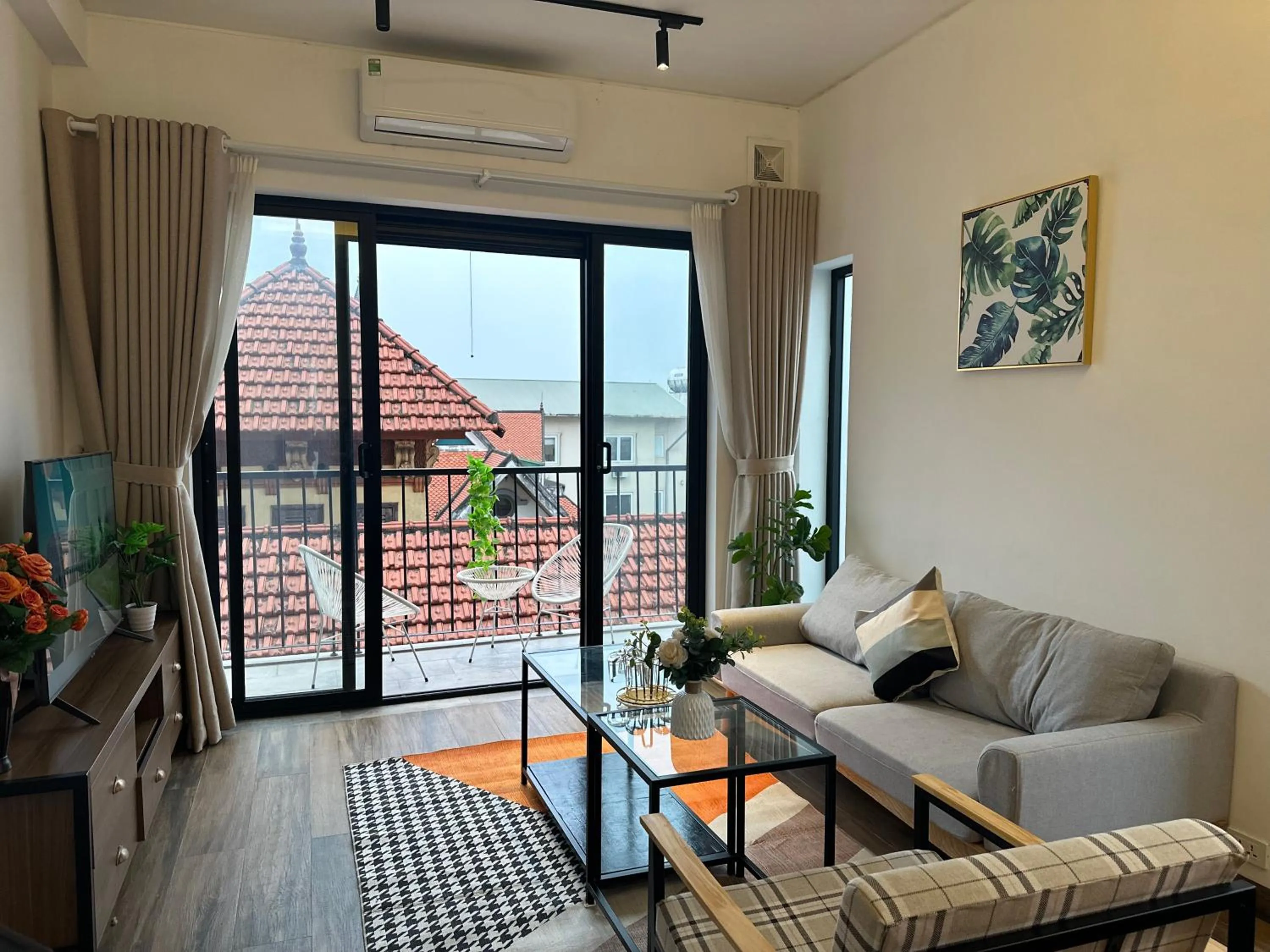 Living room in Luxe Paradise Residence 88 Tu Hoa