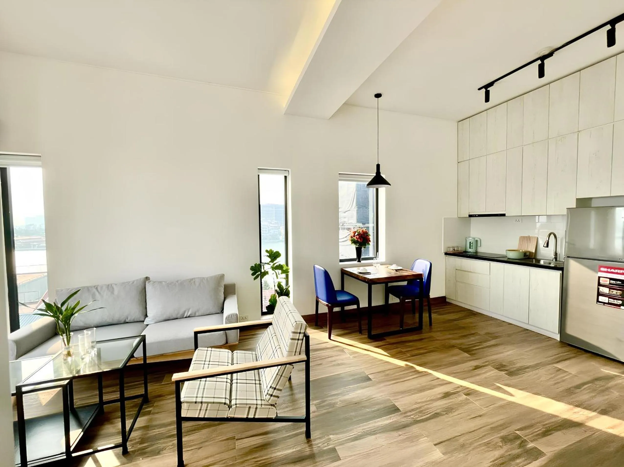 stove in Luxe Paradise Residence 88 Tu Hoa