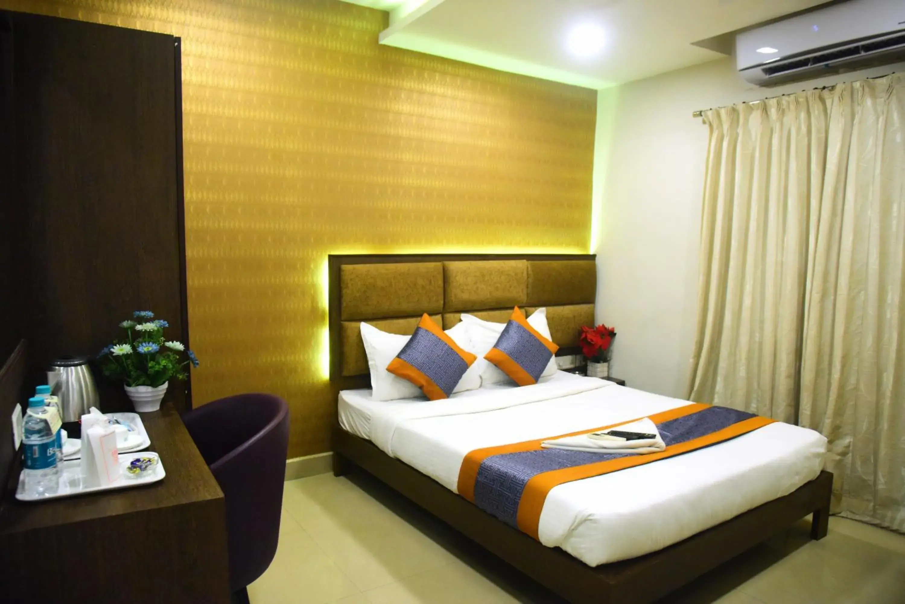 Deluxe Double Room (2 Adults + 1 Child) in Pine Tree Signature Deluxe Double Room (2 Adults + 1 Child) in Pine Tree Signature