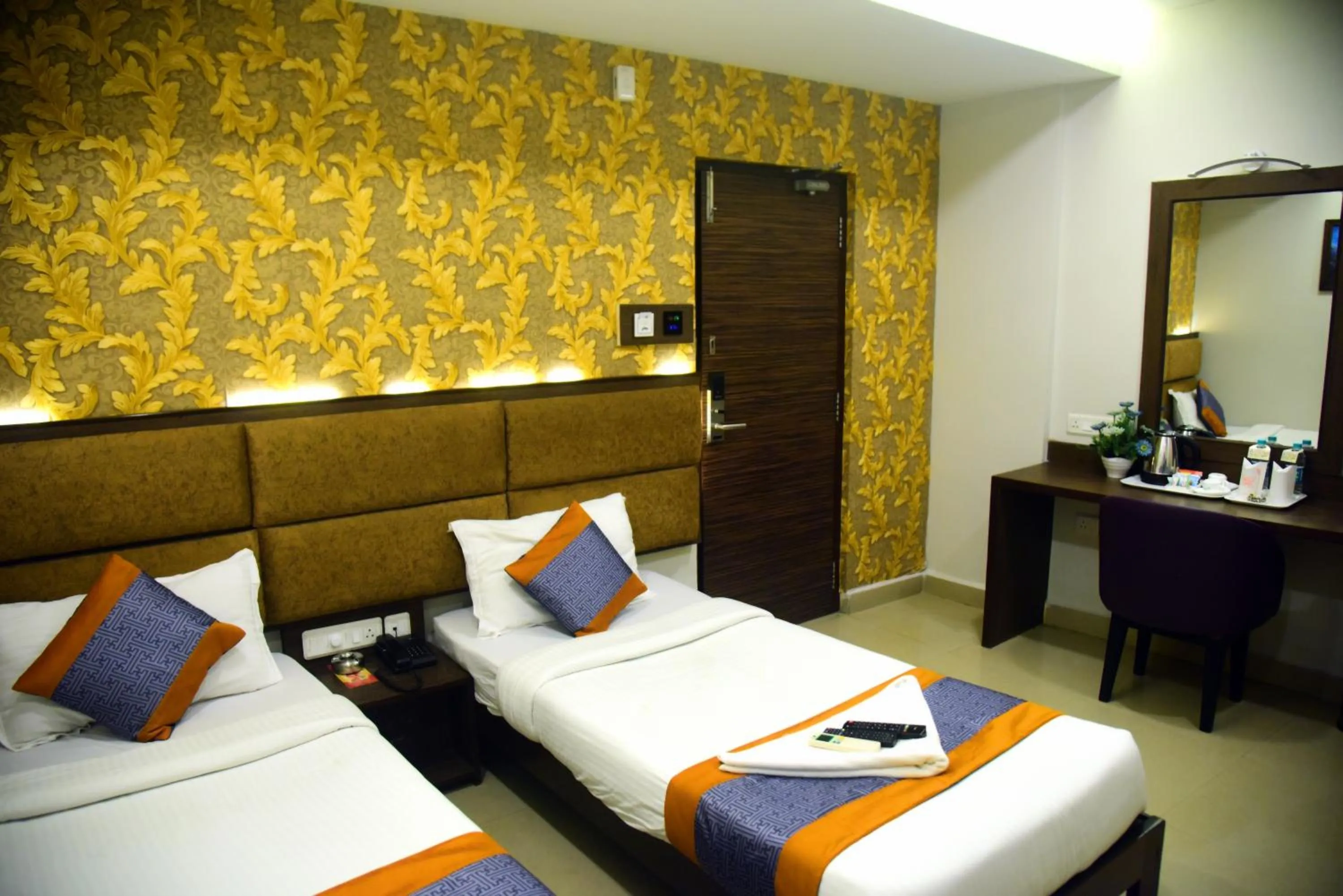 Bed in Pine Tree Signature