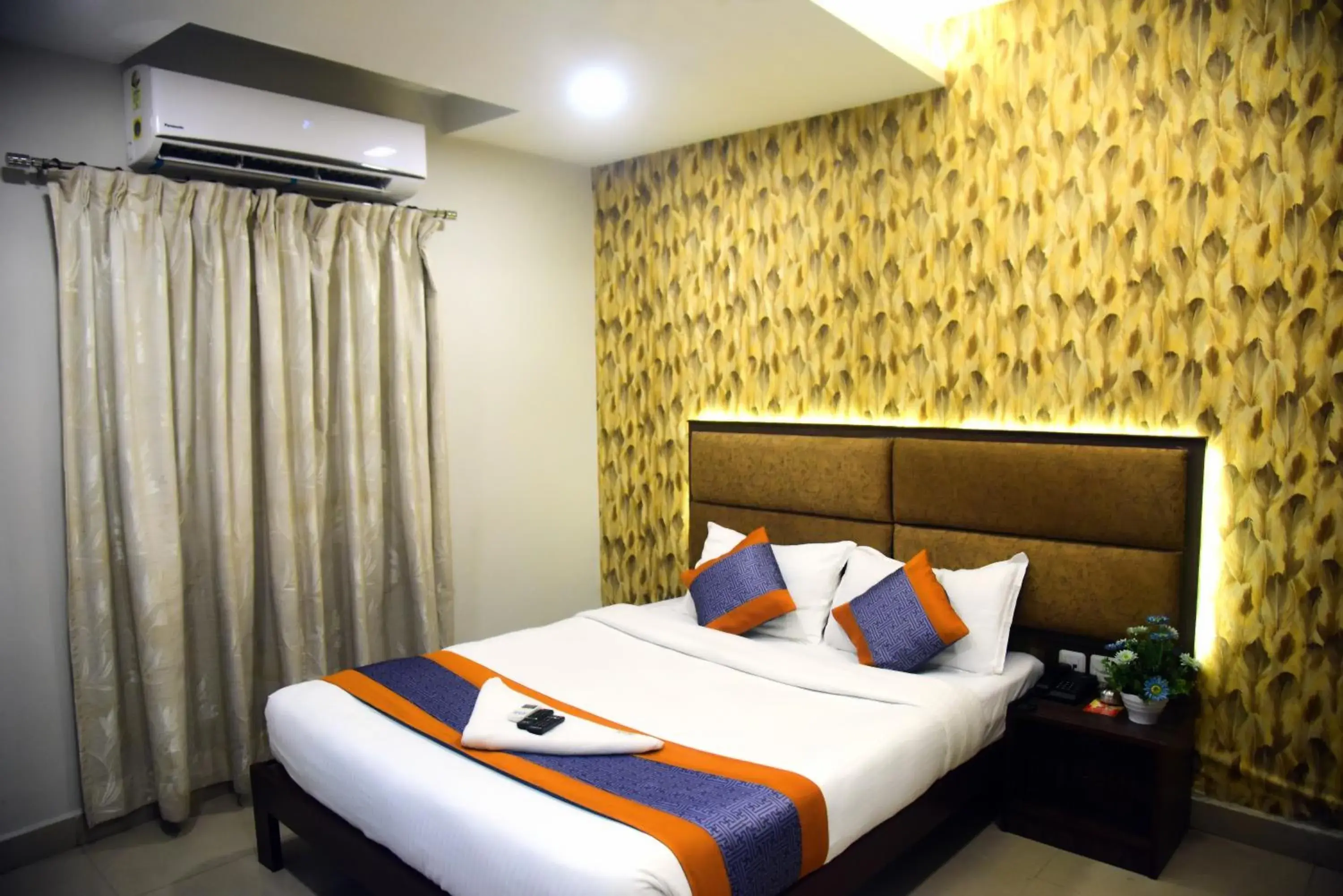 Deluxe Double Room (2 Adults + 1 Child) in Pine Tree Signature Deluxe Double Room (2 Adults + 1 Child) in Pine Tree Signature