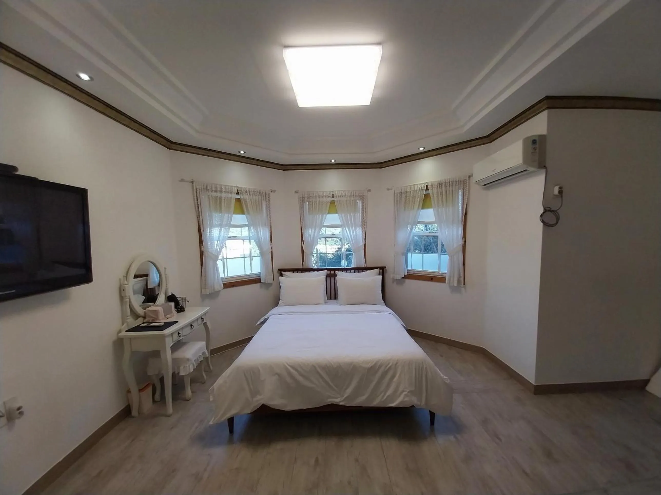 Bedroom, Bed in Another world pension