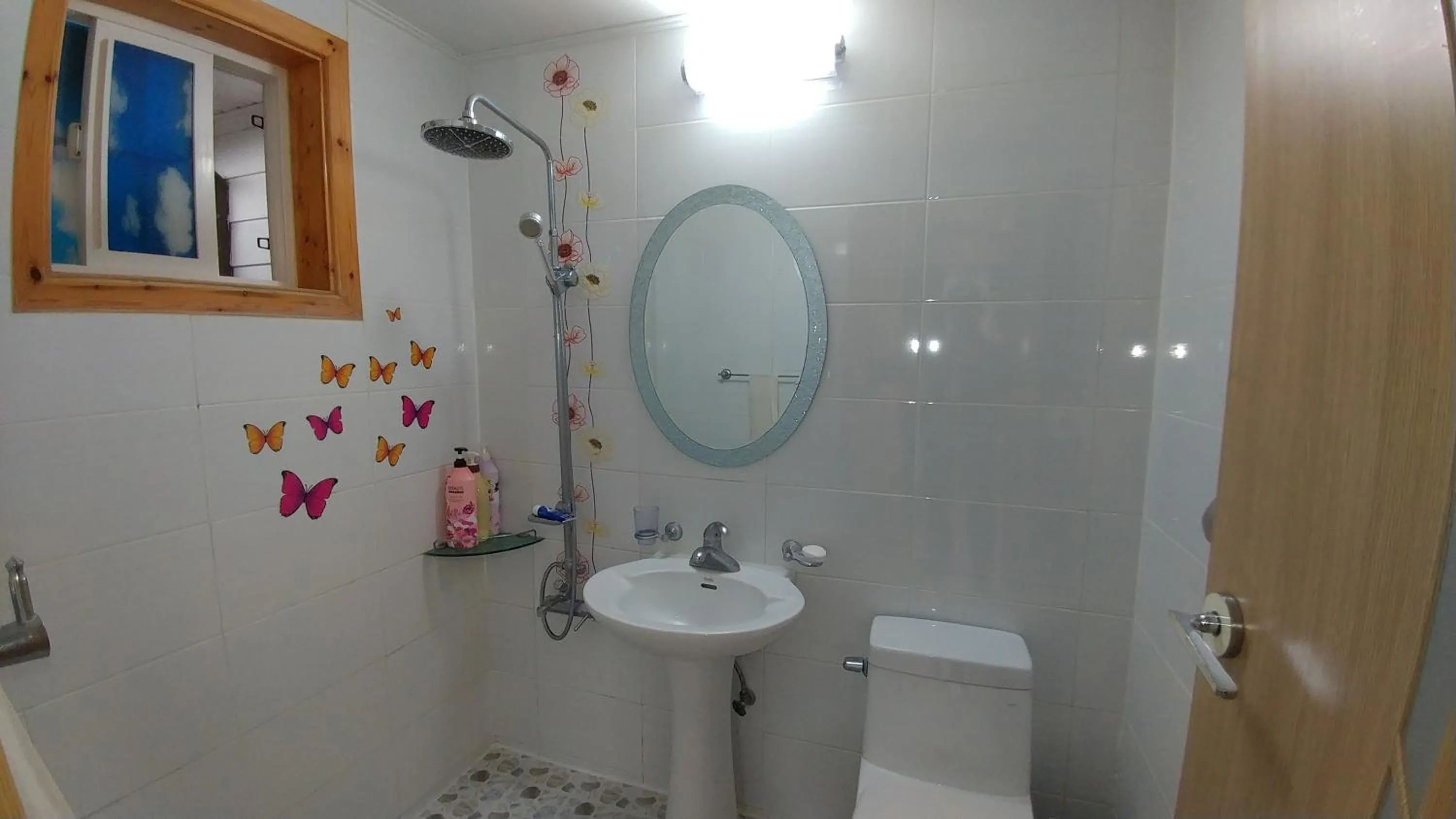 Shower in Another world pension