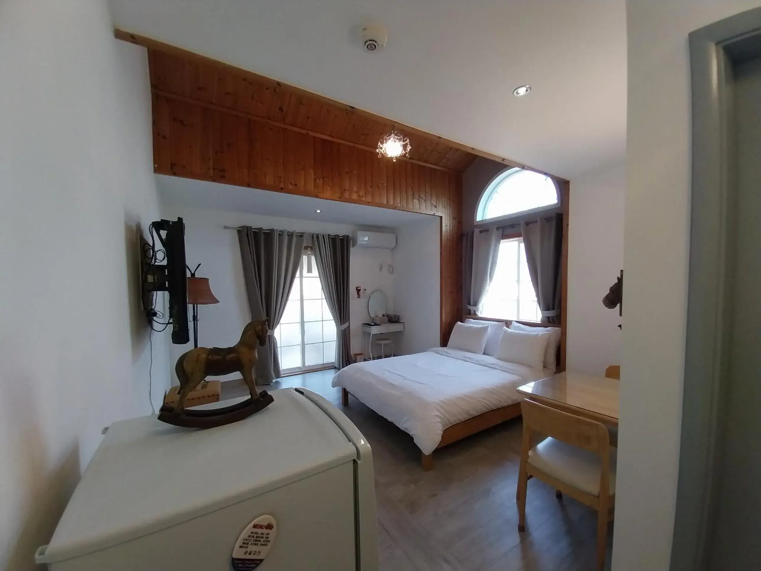 One-Bedroom House 202 in Another world pension One-Bedroom House 202 in Another world pension