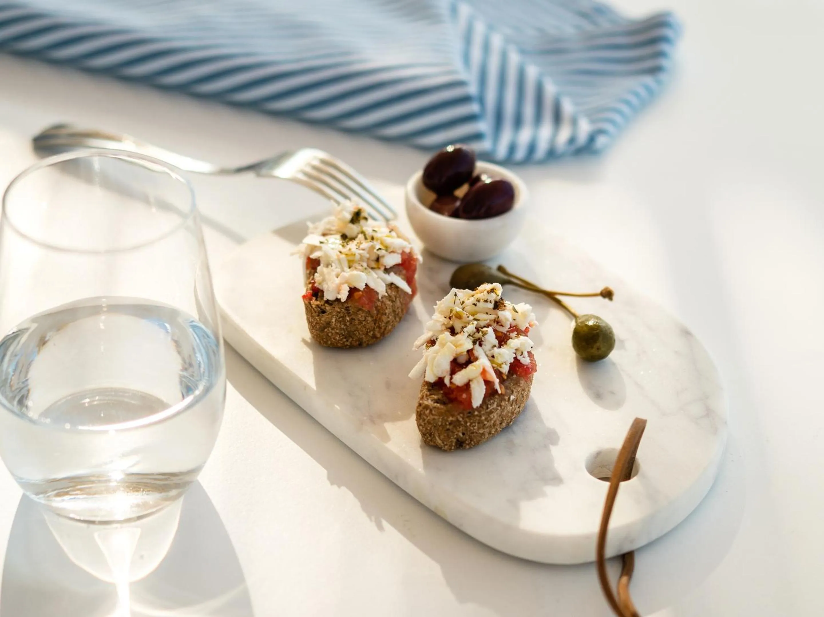 Food and drinks in Mykonos Blu, A Grecotel Resort to Live