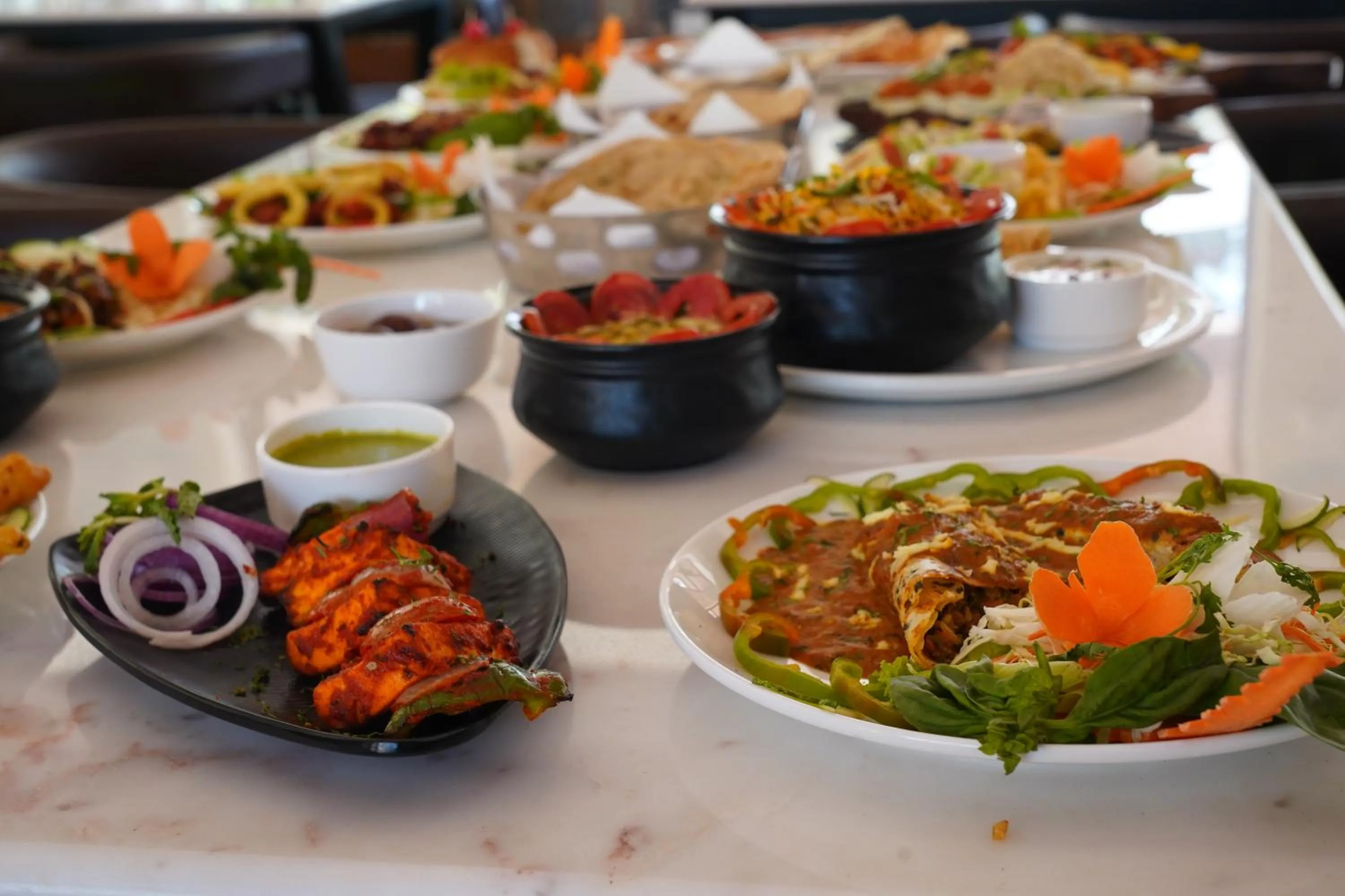 Restaurant/places to eat in Aananda Wellness and Resorts