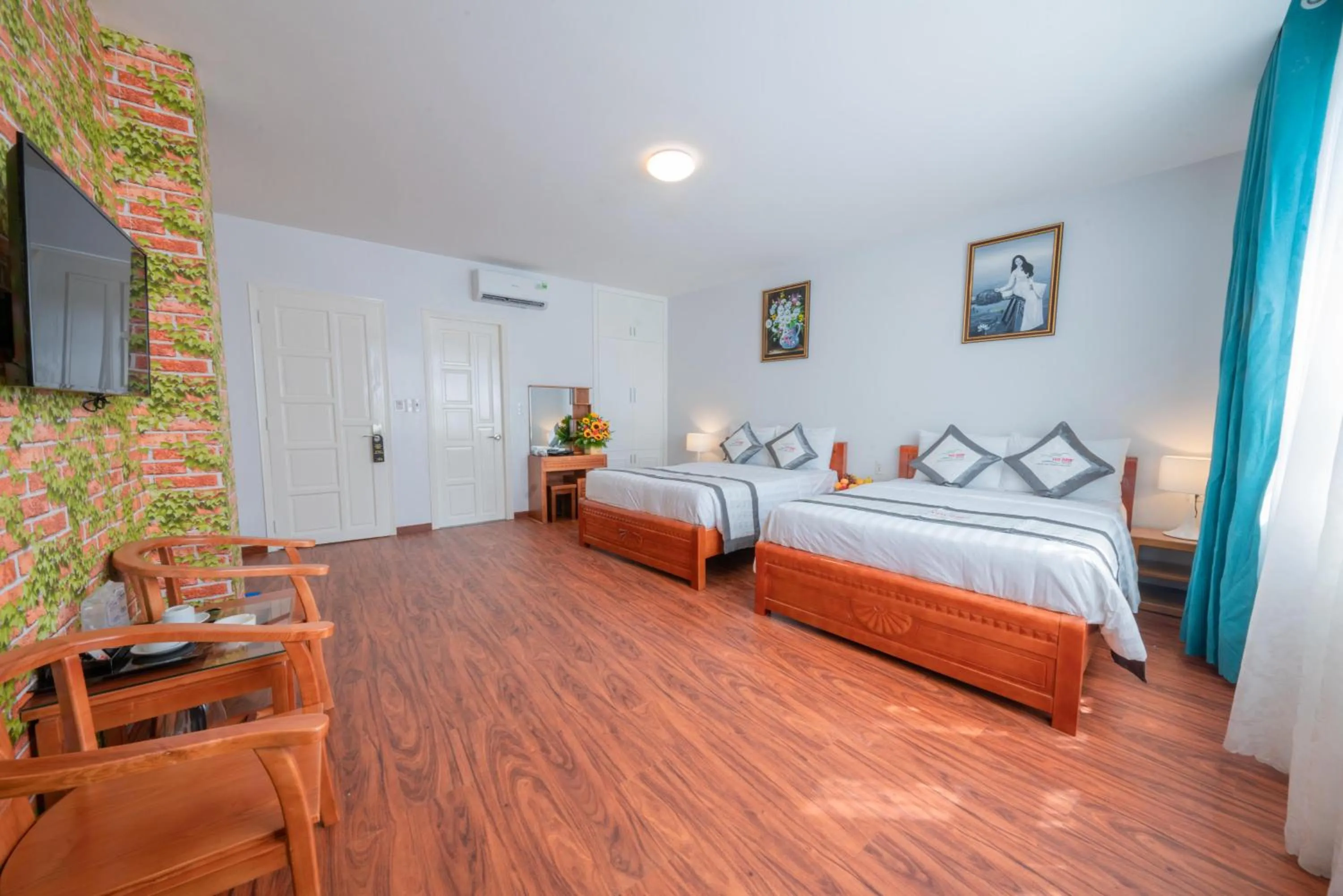 Photo of the whole room, Bed in Yen Nam Hotel Nguyen Thai Son