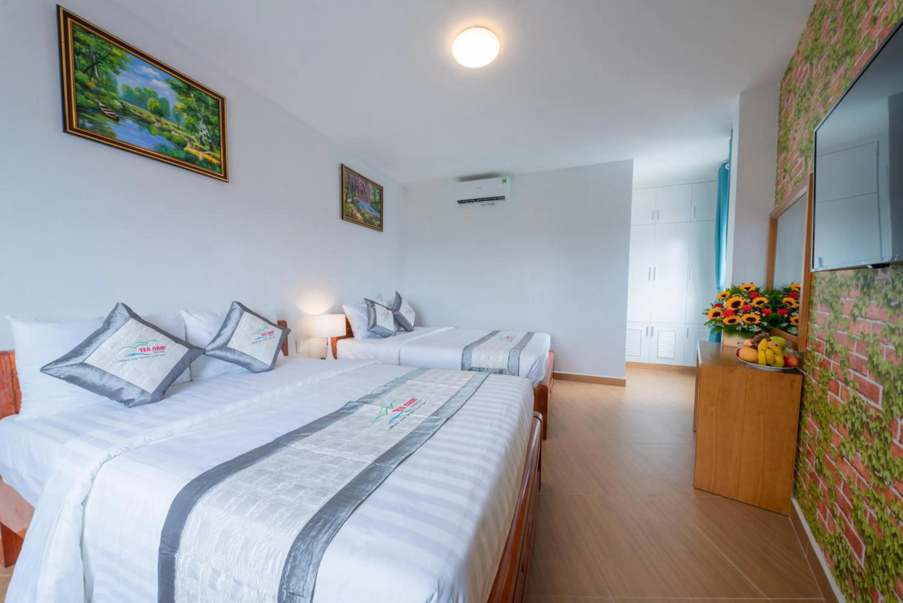 Bedroom, Bed in Yen Nam Hotel Nguyen Thai Son