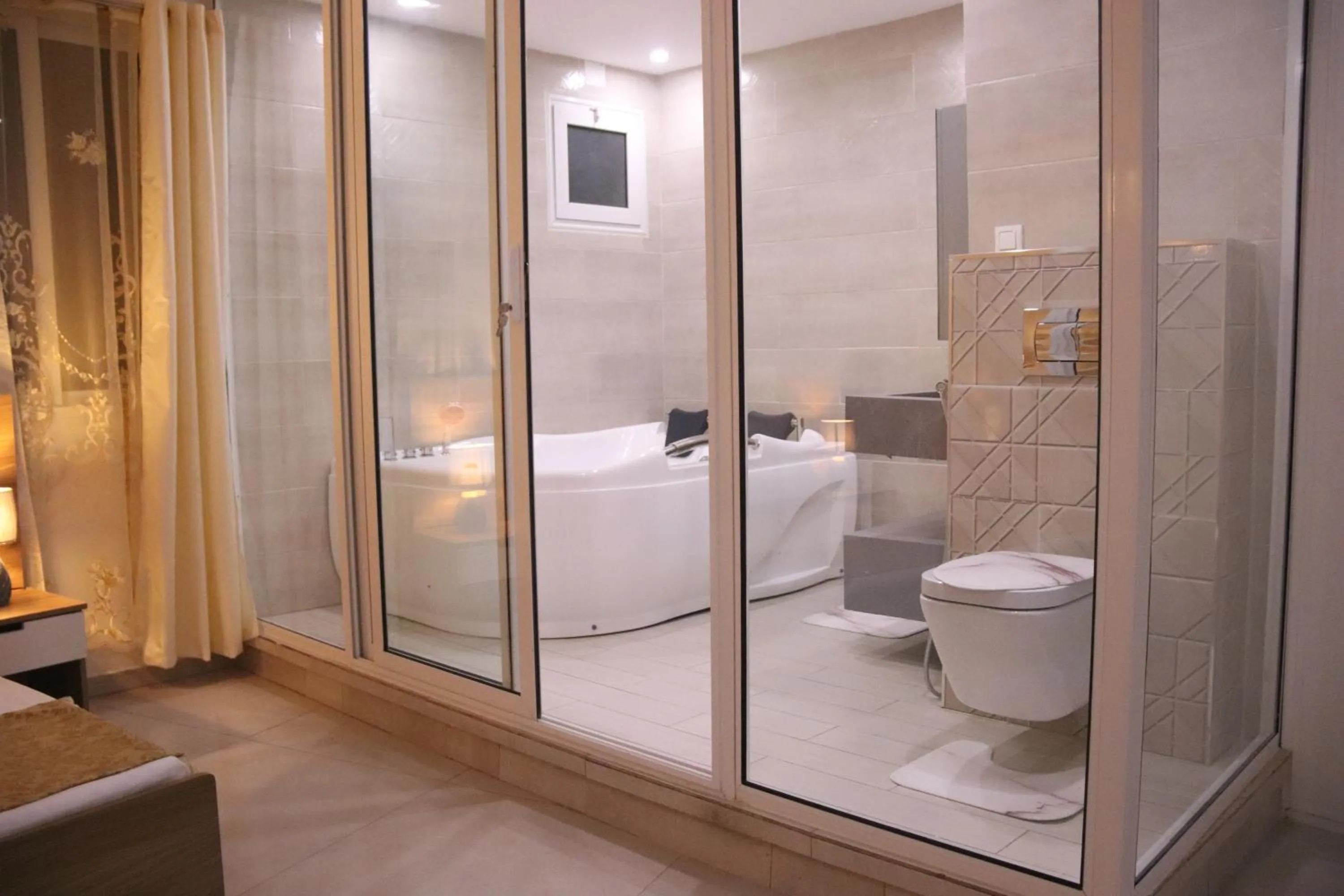 Toilet in Hary's Aparthotel