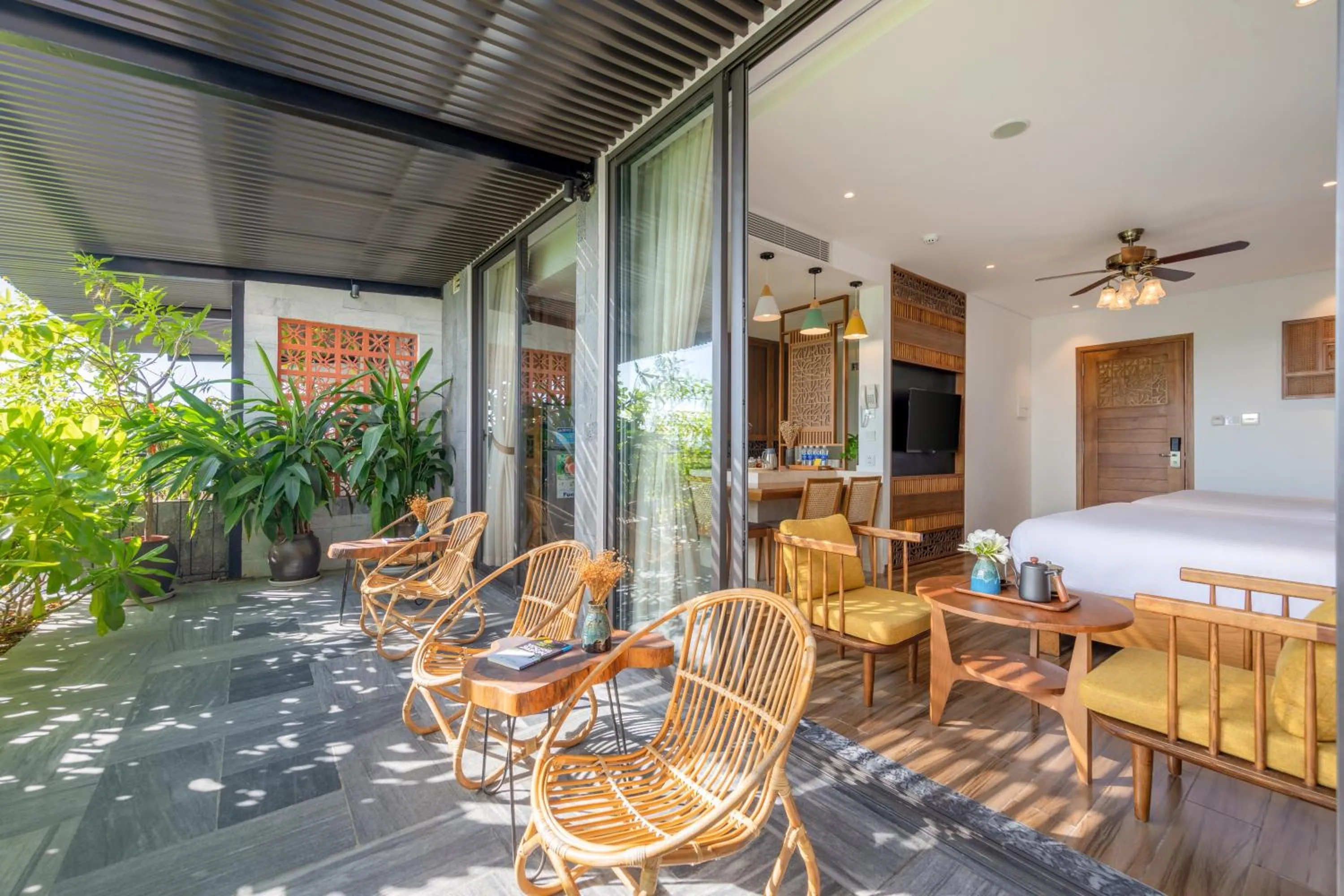 Patio in Bonny Boutique Hotel Da Nang