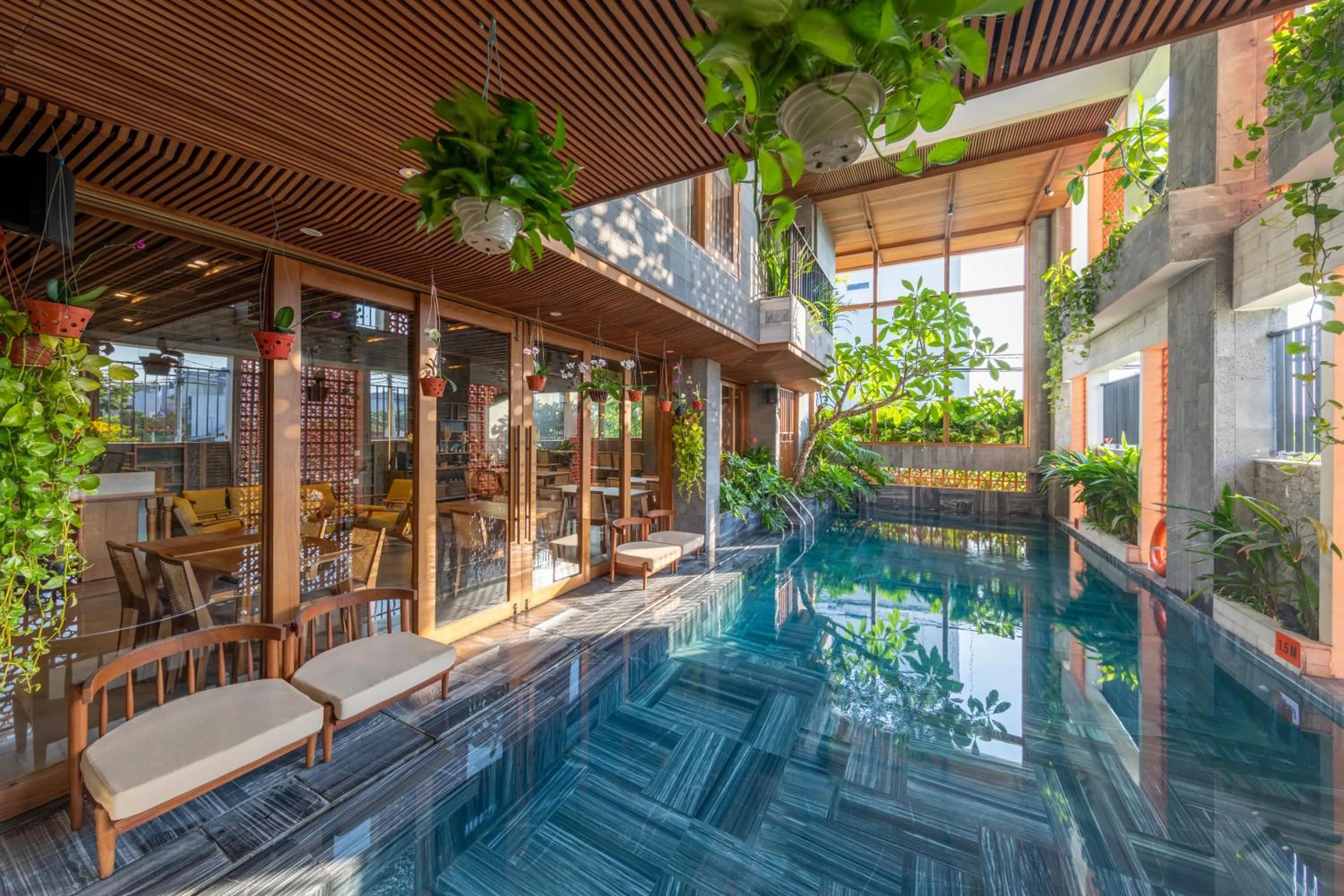 Pool view in Bonny Boutique Hotel Da Nang