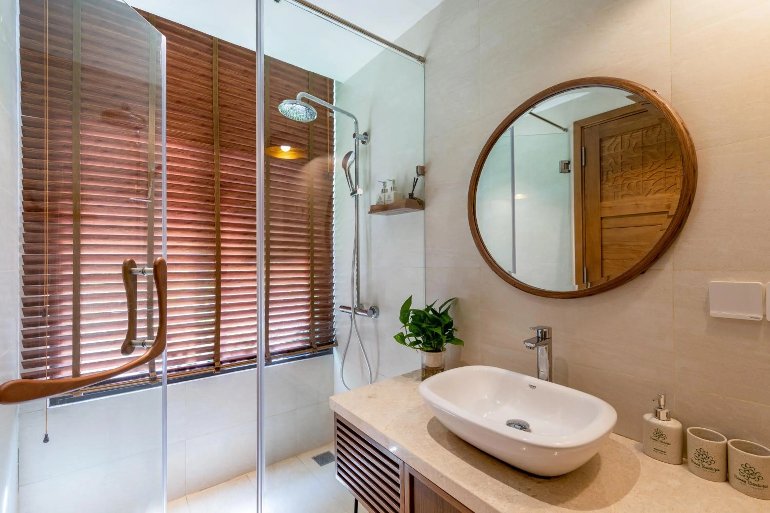 Toilet in Bonny Boutique Hotel Da Nang