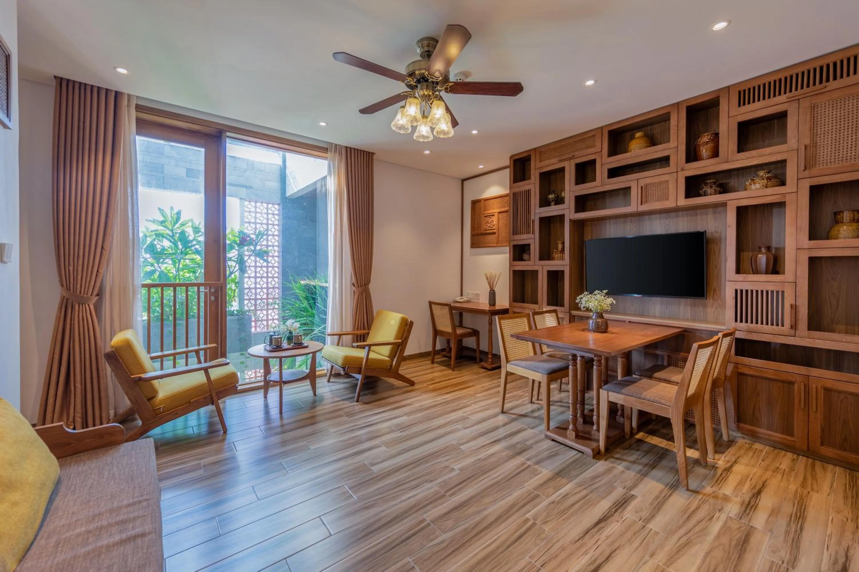 TV and multimedia in Bonny Boutique Hotel Da Nang